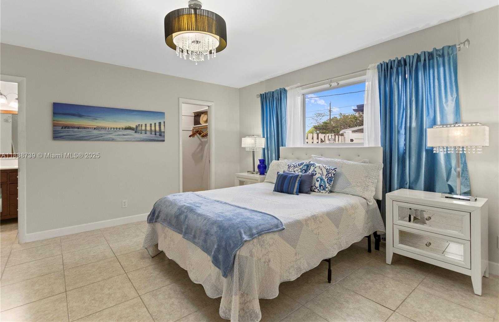 Small Image of 4515 JACKSON ST, Hollywood Number 36