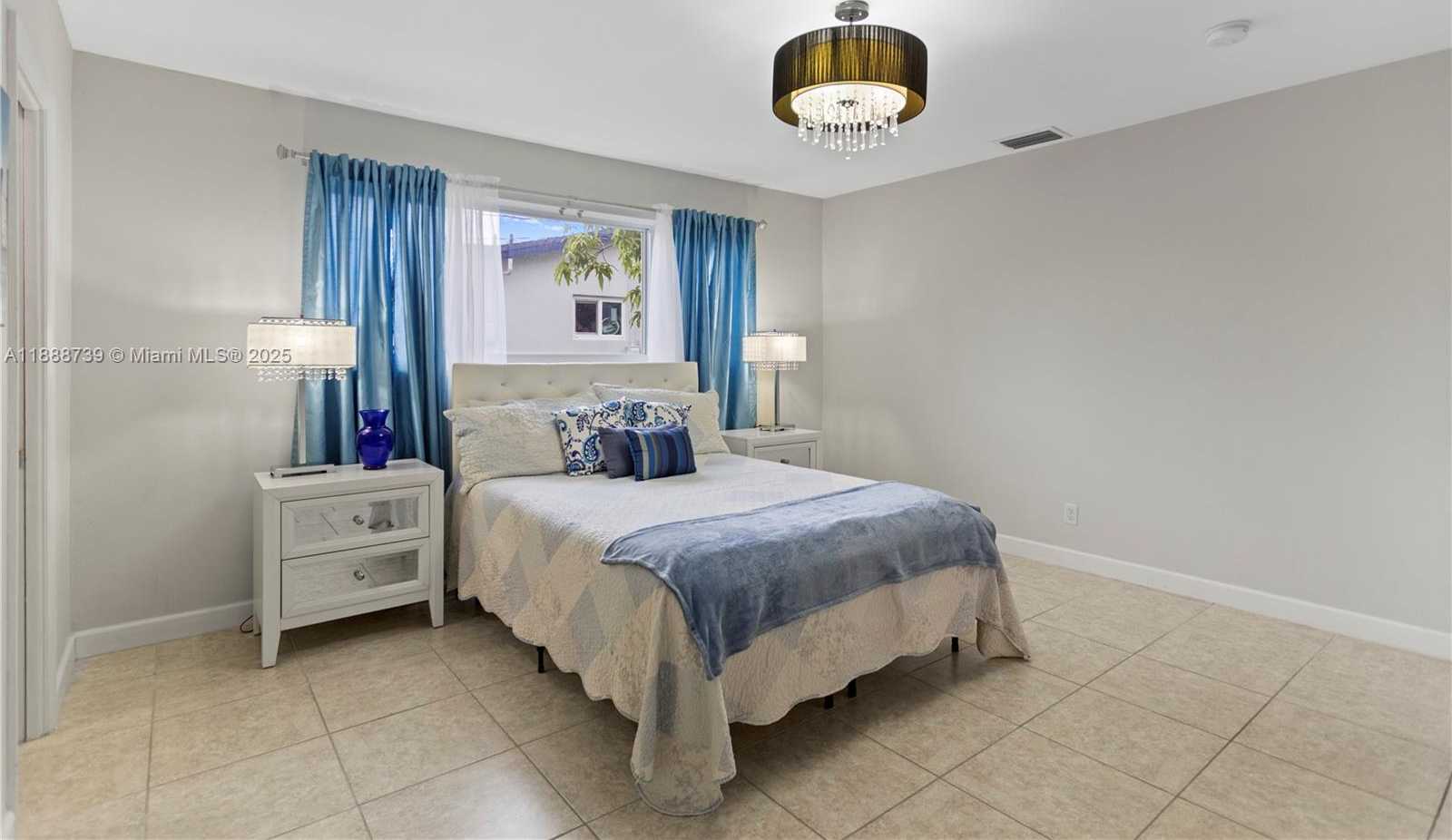 Small Image of 4515 JACKSON ST, Hollywood Number 40