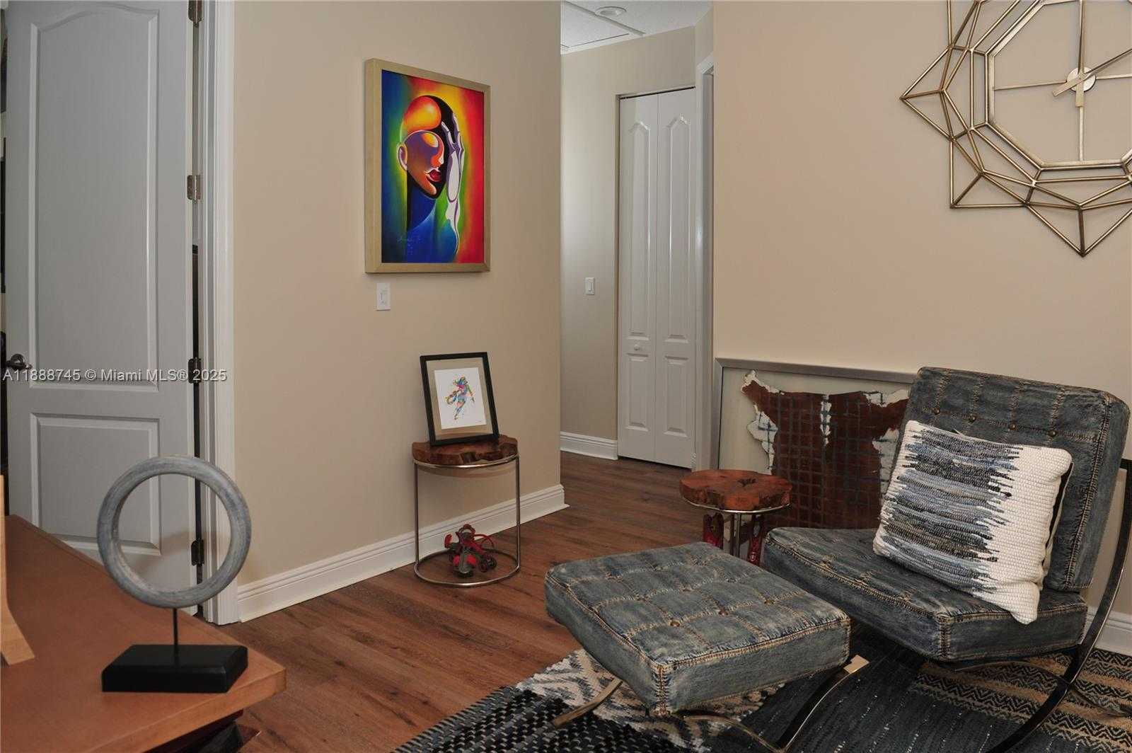 Small Image of 6463 OSPREY LANDING ST, Davie Number 20