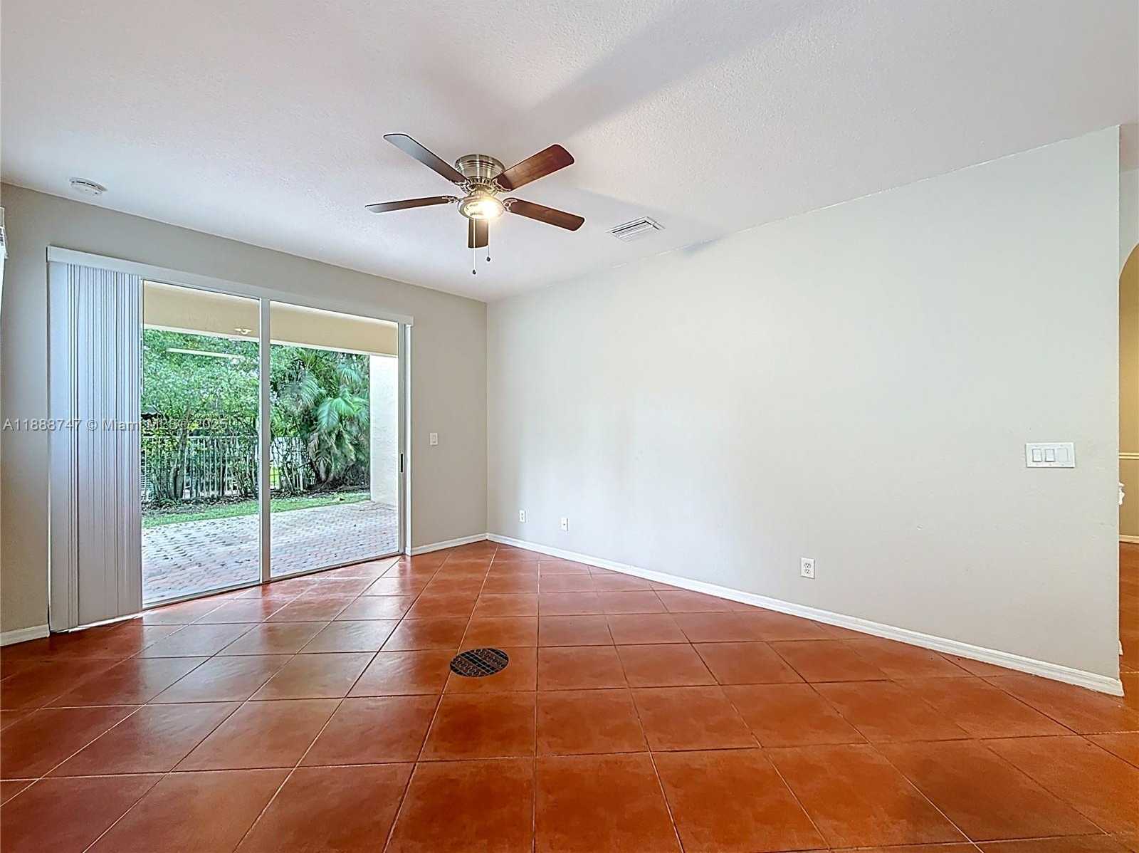 Small Image of 5317 SOUTH WEST 133RD AVE, Miramar Number 11