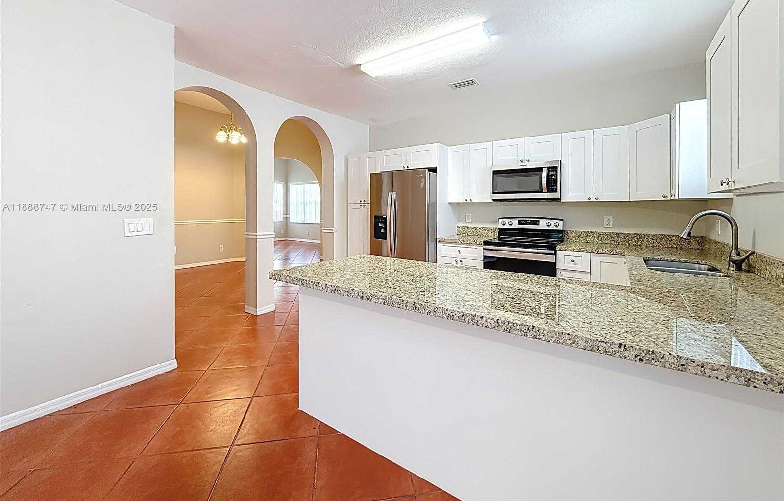 Small Image of 5317 SOUTH WEST 133RD AVE, Miramar Number 12