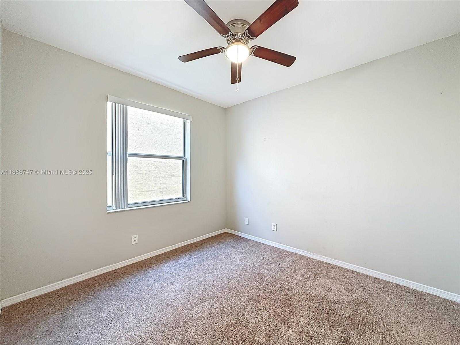 Small Image of 5317 SOUTH WEST 133RD AVE, Miramar Number 14