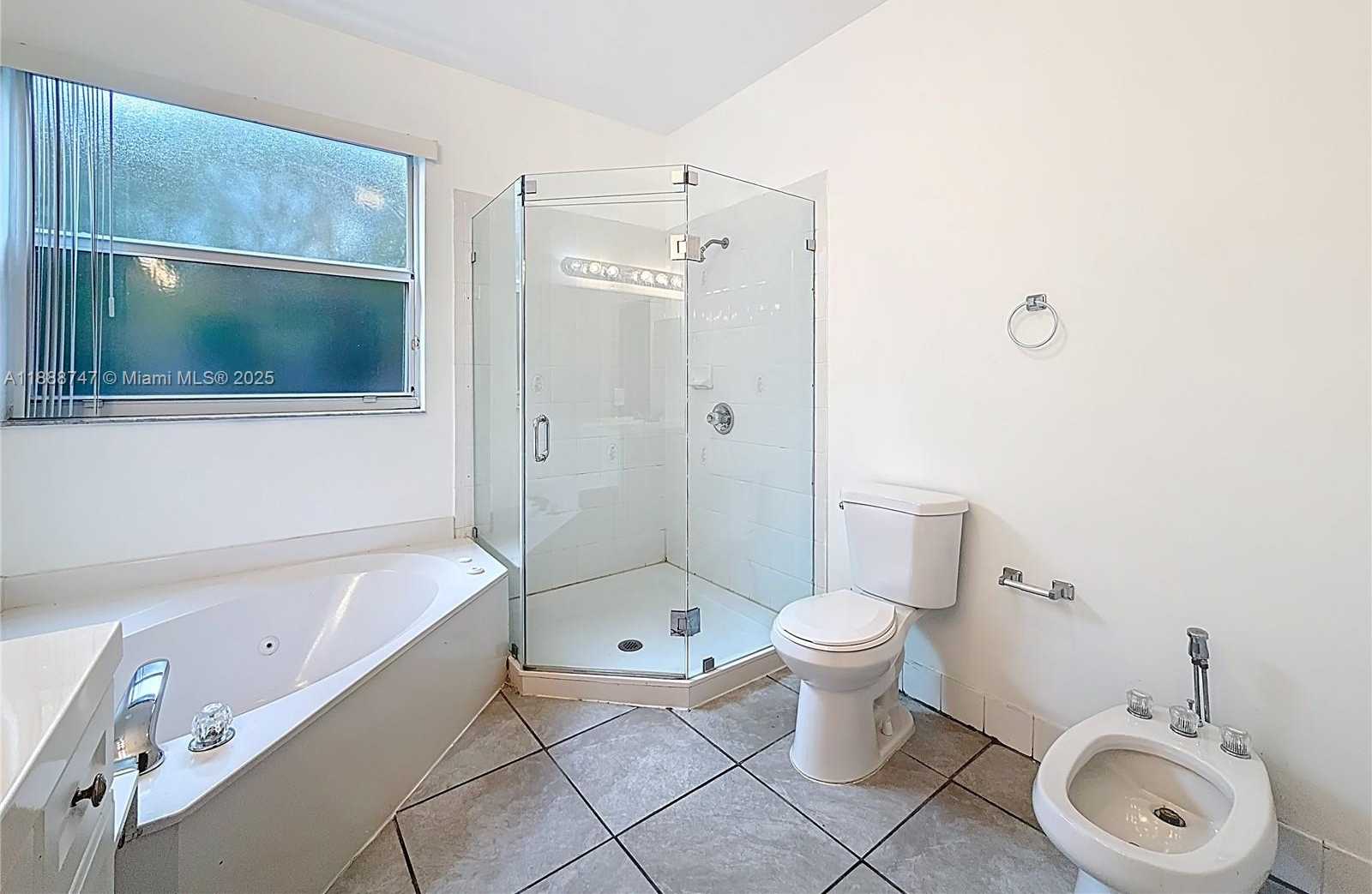 Small Image of 5317 SOUTH WEST 133RD AVE, Miramar Number 22