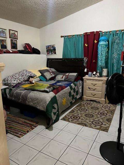 Small Image of 2566 WEST 73RD PL, Hialeah Number 6