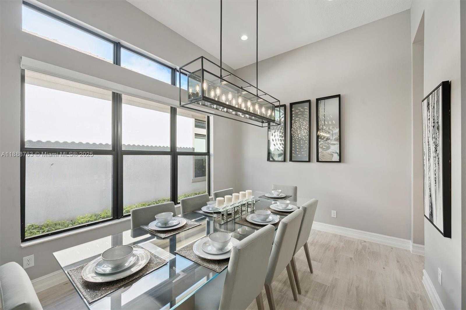 Small Image of 12065 NORTH KALMAR CIR, Parkland Number 10