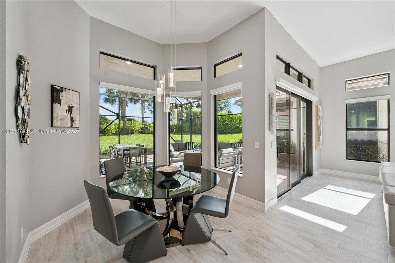 Small Image of 12065 NORTH KALMAR CIR, Parkland Number 19