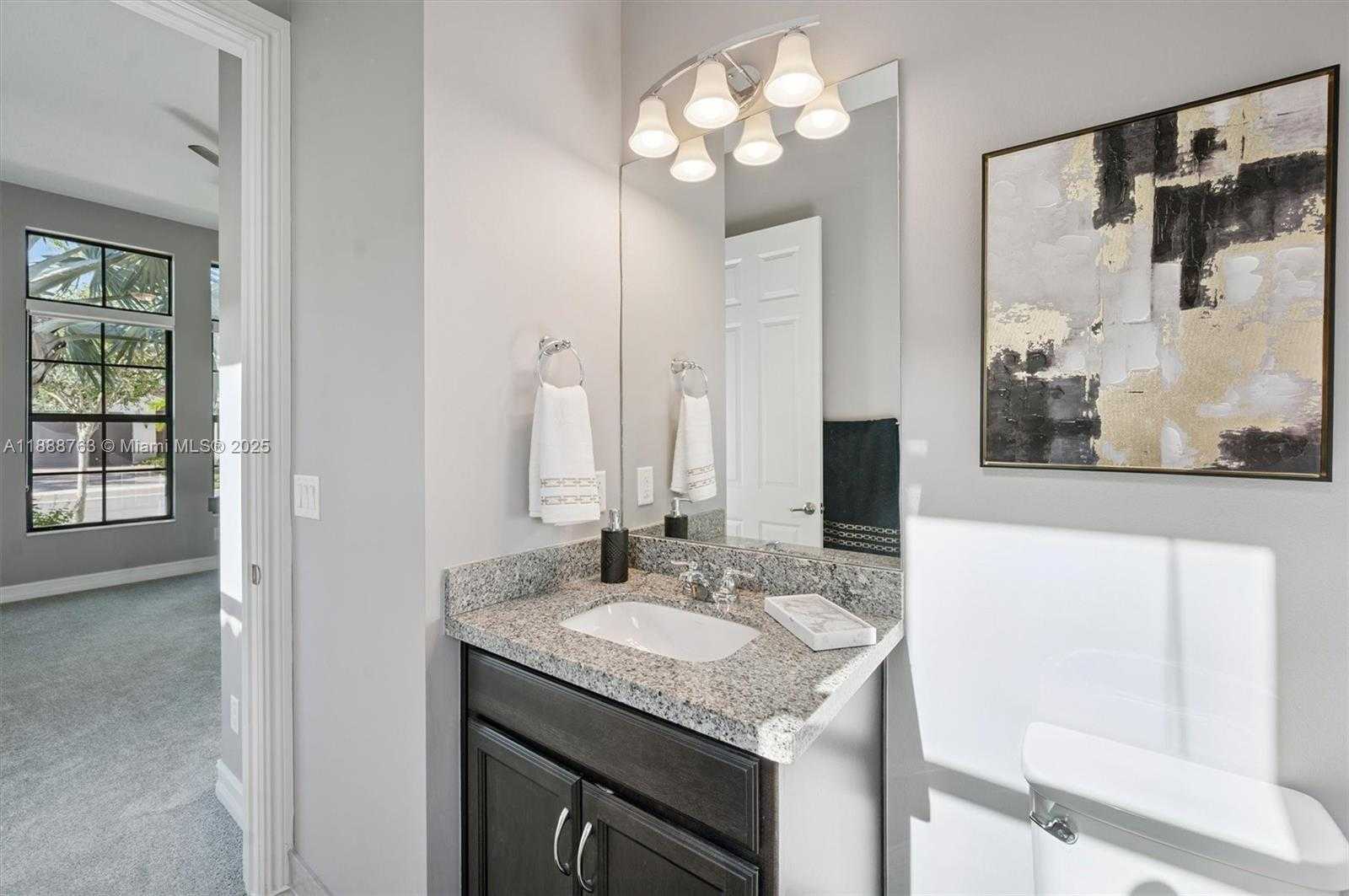 Small Image of 12065 NORTH KALMAR CIR, Parkland Number 34