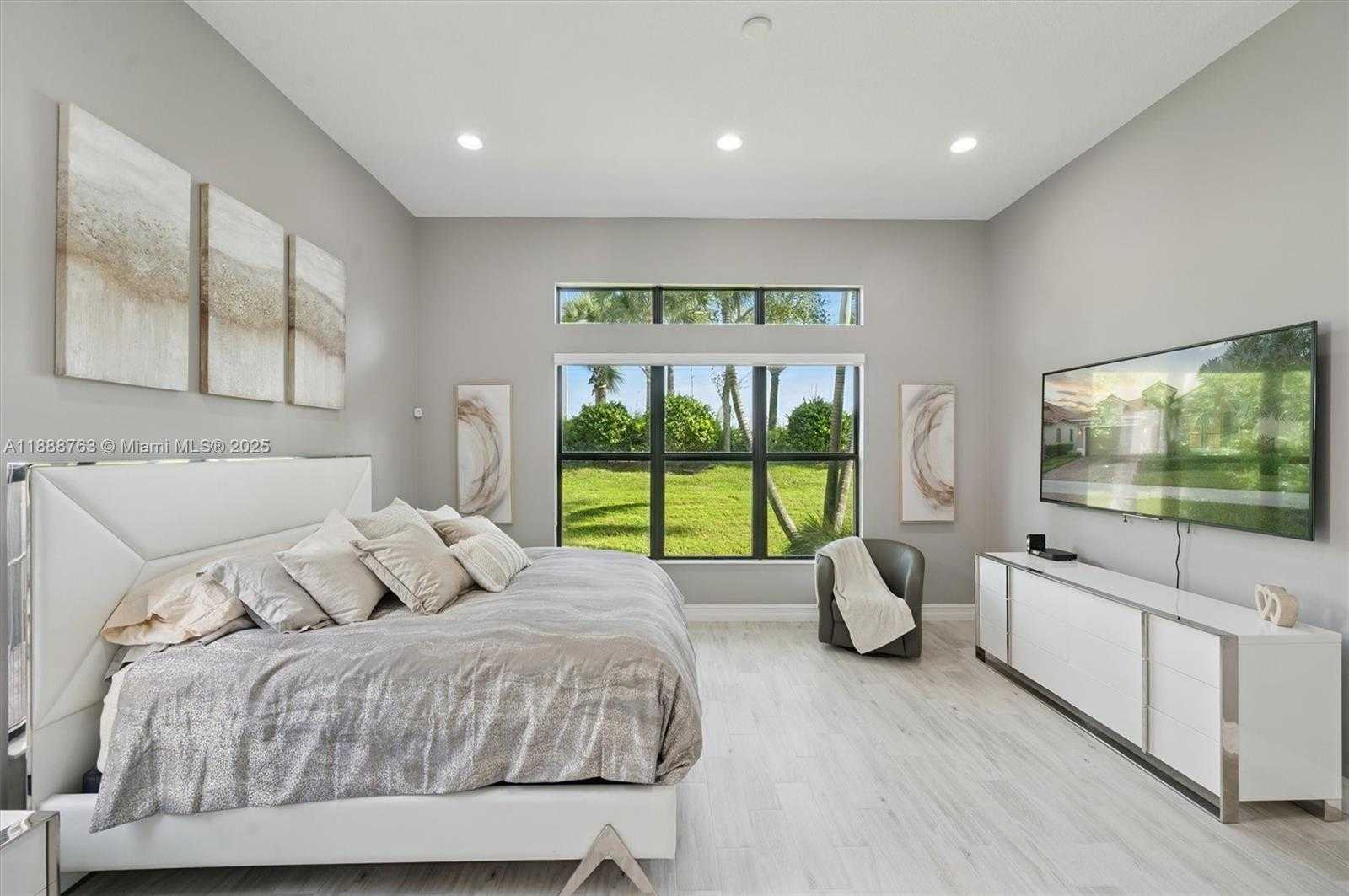 Small Image of 12065 NORTH KALMAR CIR, Parkland Number 36