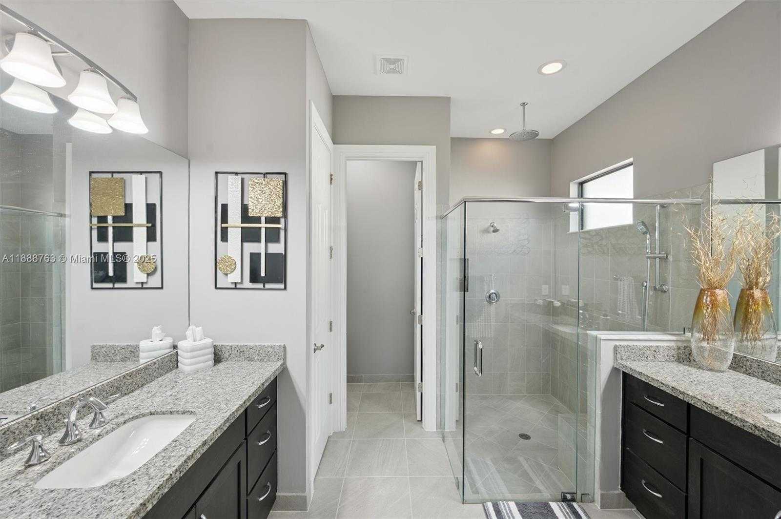 Small Image of 12065 NORTH KALMAR CIR, Parkland Number 39
