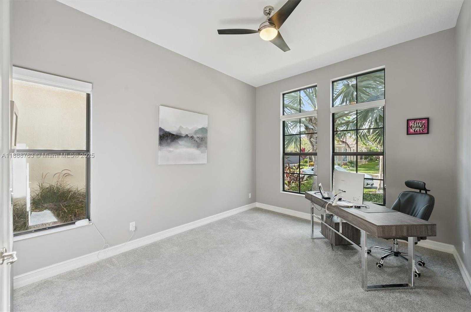 Small Image of 12065 NORTH KALMAR CIR, Parkland Number 46