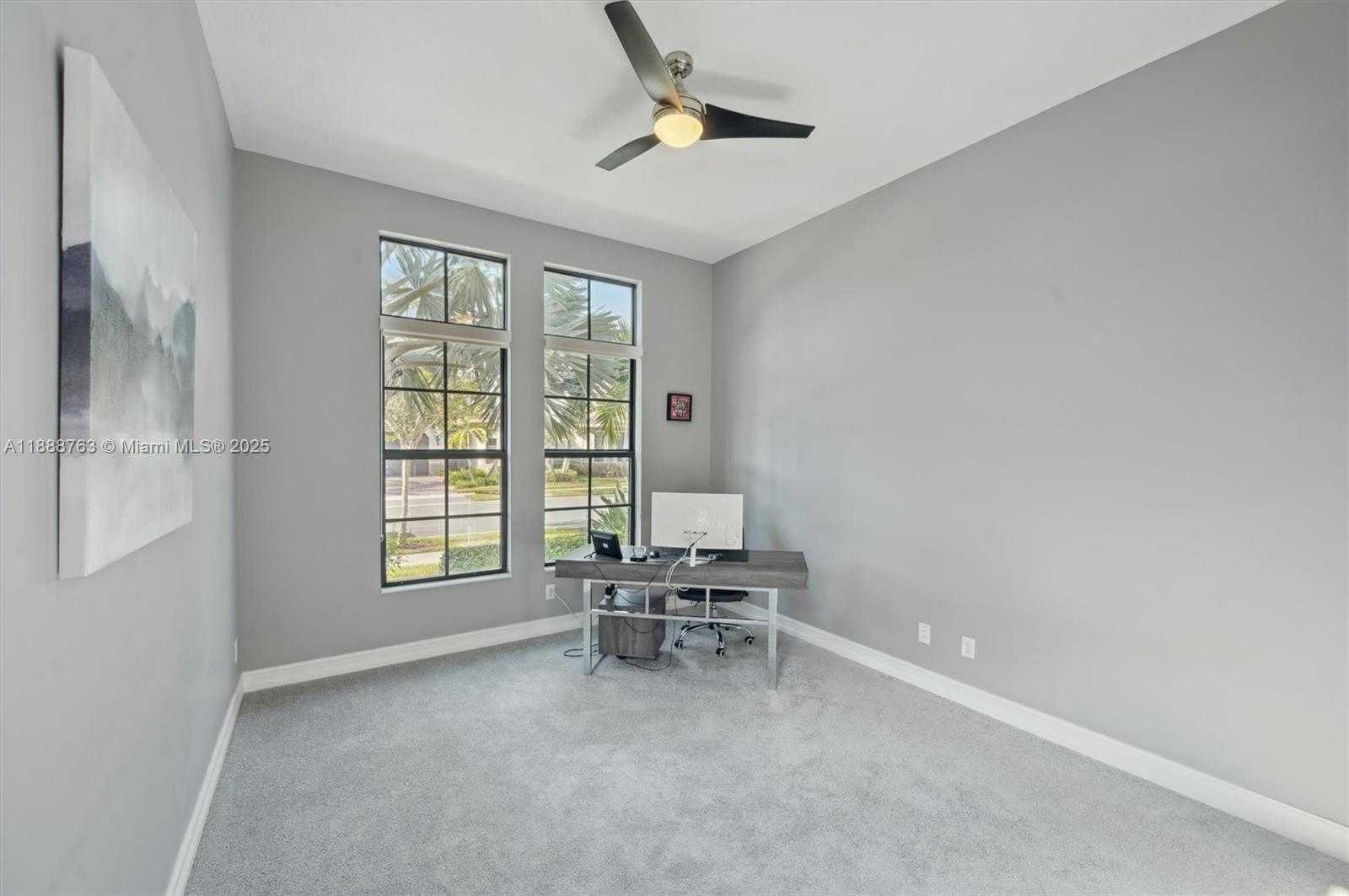 Small Image of 12065 NORTH KALMAR CIR, Parkland Number 47