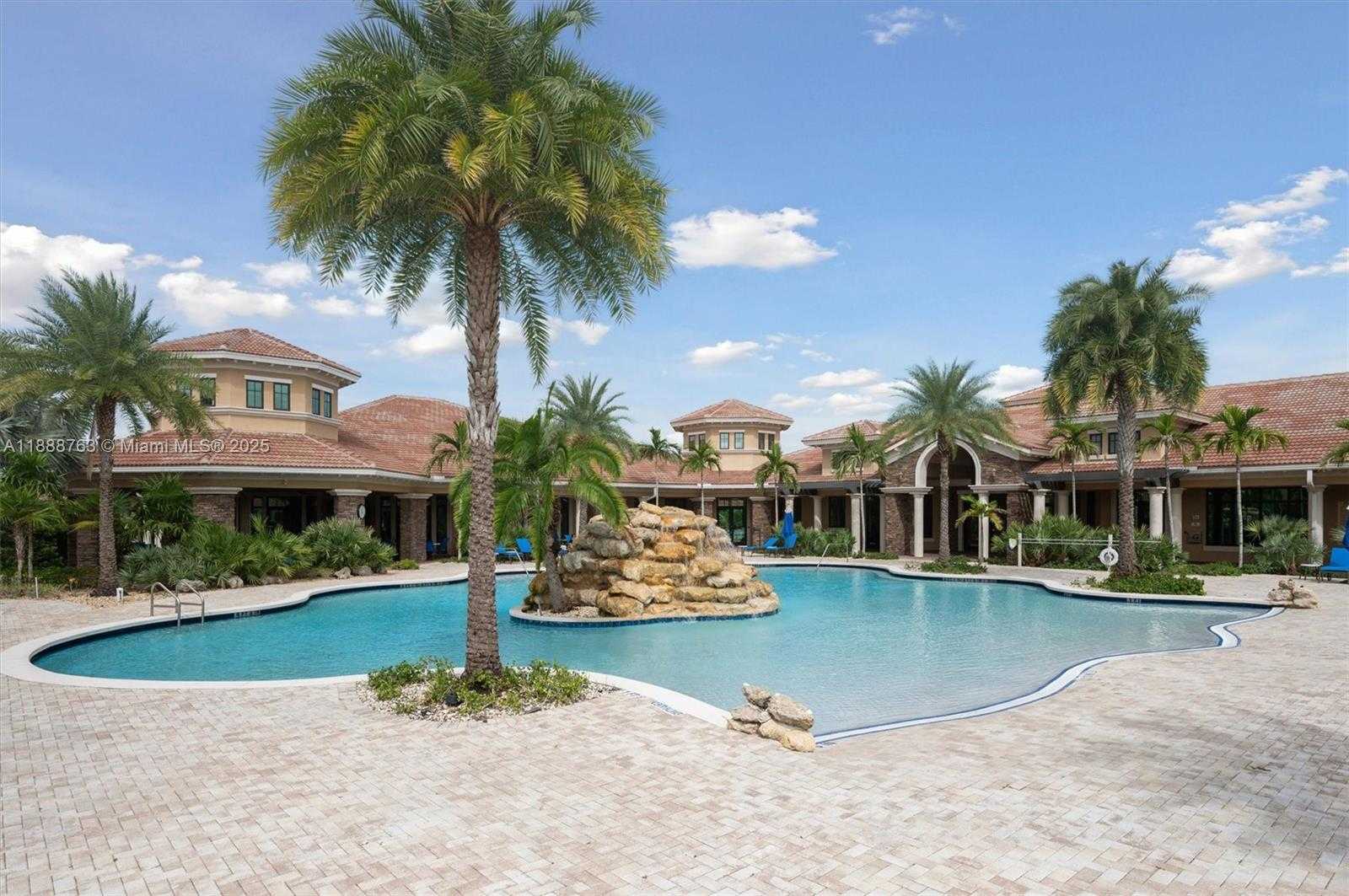 Small Image of 12065 NORTH KALMAR CIR, Parkland Number 54