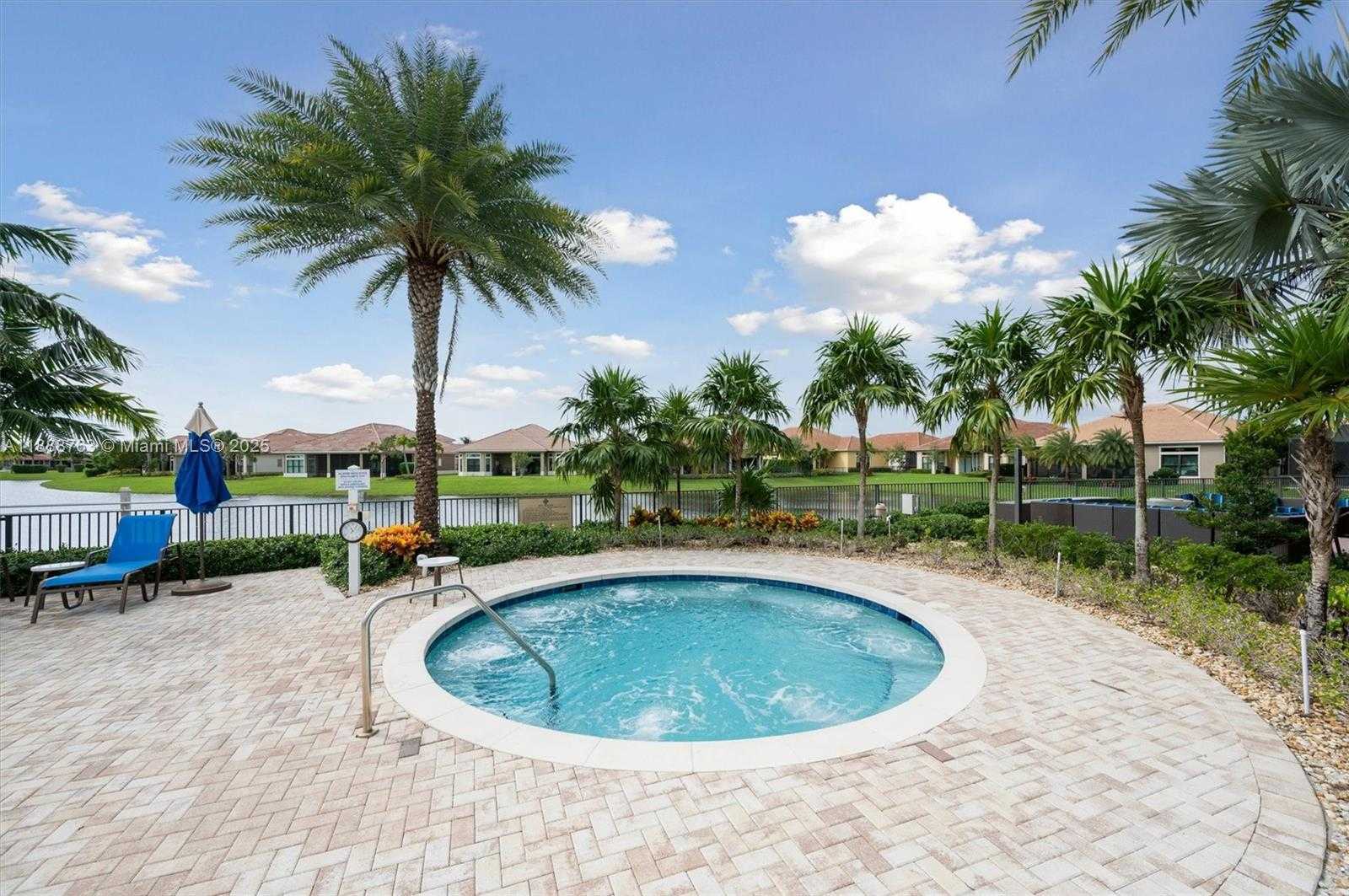 Small Image of 12065 NORTH KALMAR CIR, Parkland Number 56