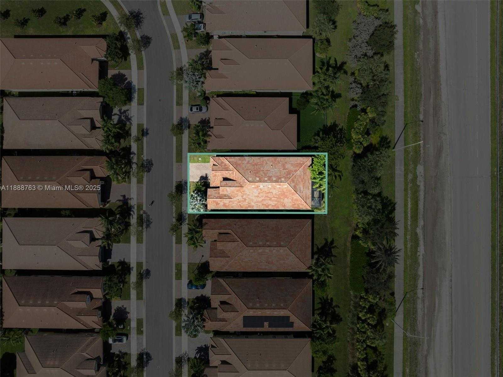 Small Image of 12065 NORTH KALMAR CIR, Parkland Number 67