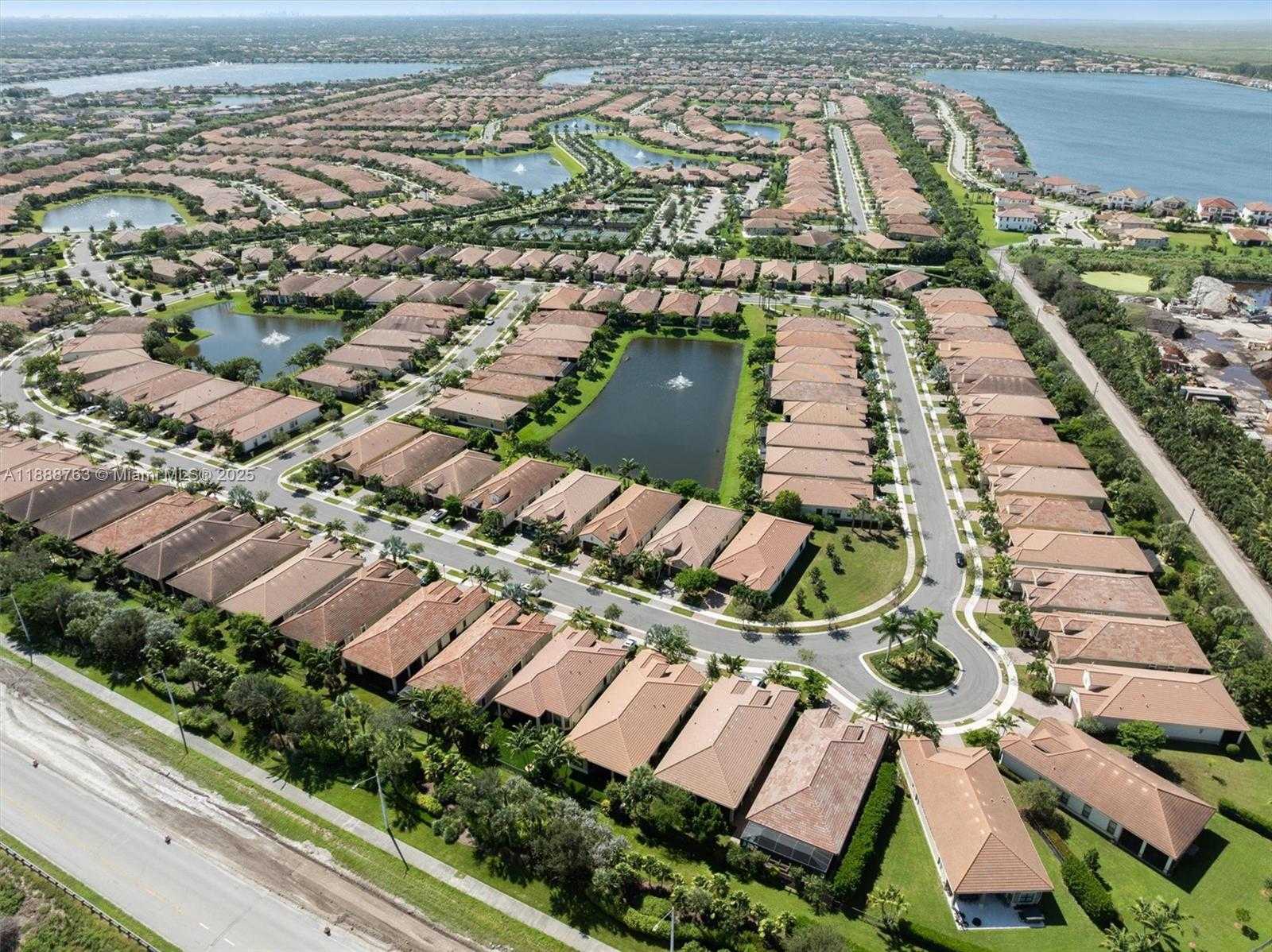 Small Image of 12065 NORTH KALMAR CIR, Parkland Number 68