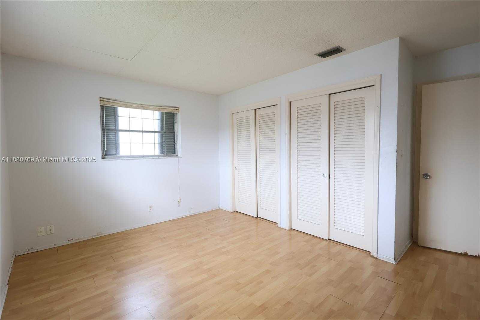 Small Image of 4716 NORTH WEST 48TH AVE, Tamarac Number 15