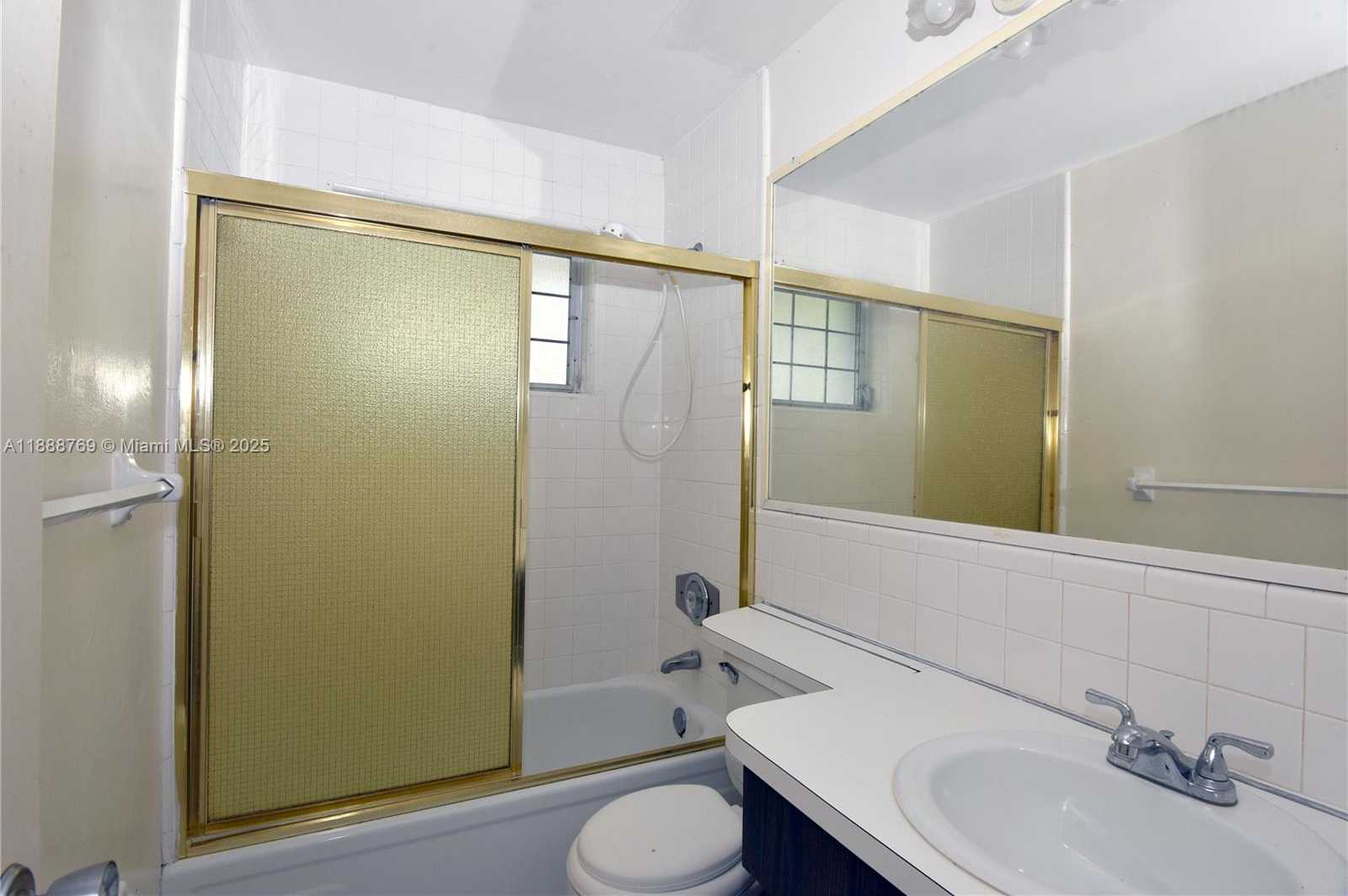 Small Image of 4716 NORTH WEST 48TH AVE, Tamarac Number 16