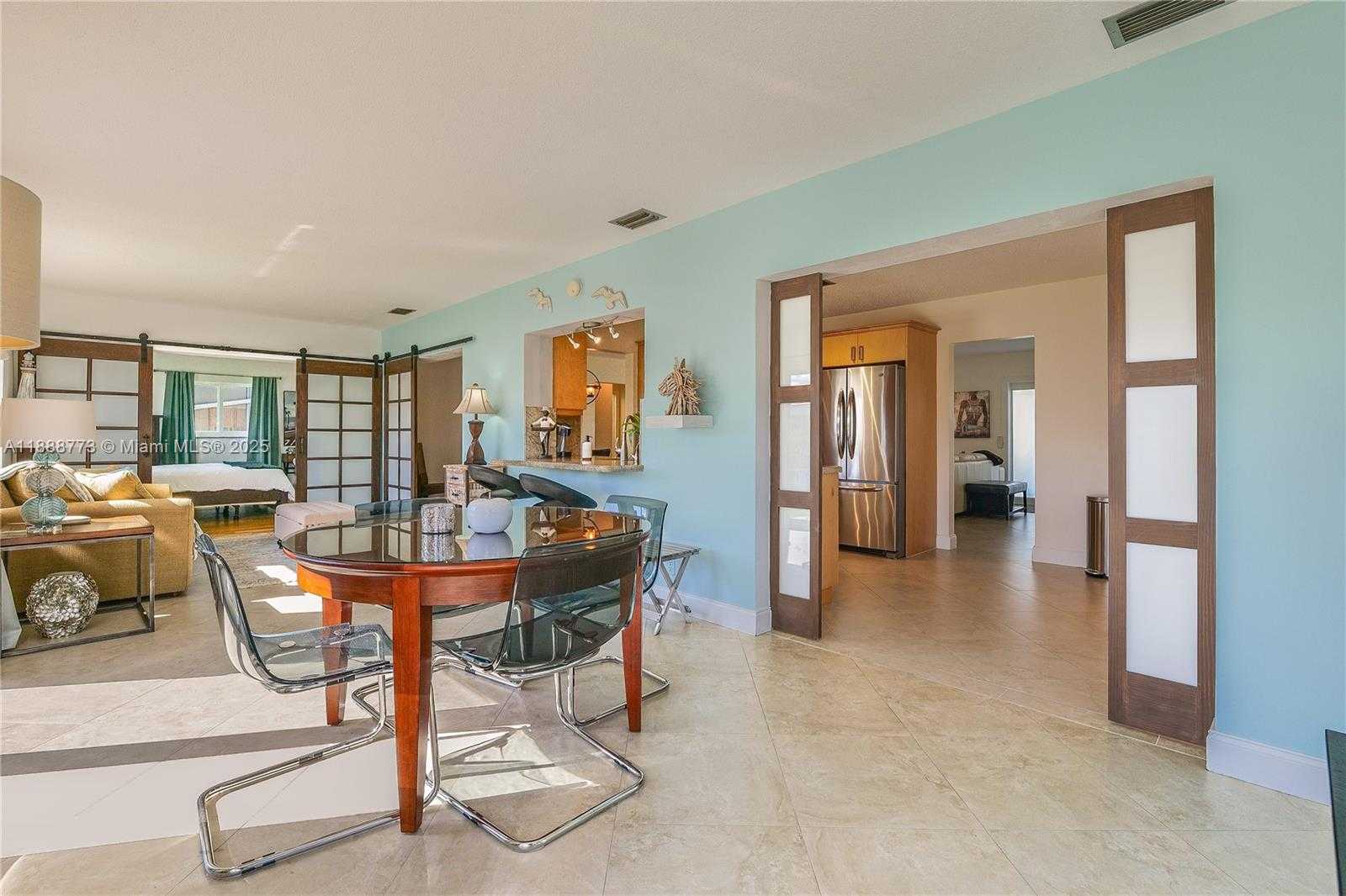 Small Image of 4908 NORTH WEST 43RD AVE, Tamarac Number 22