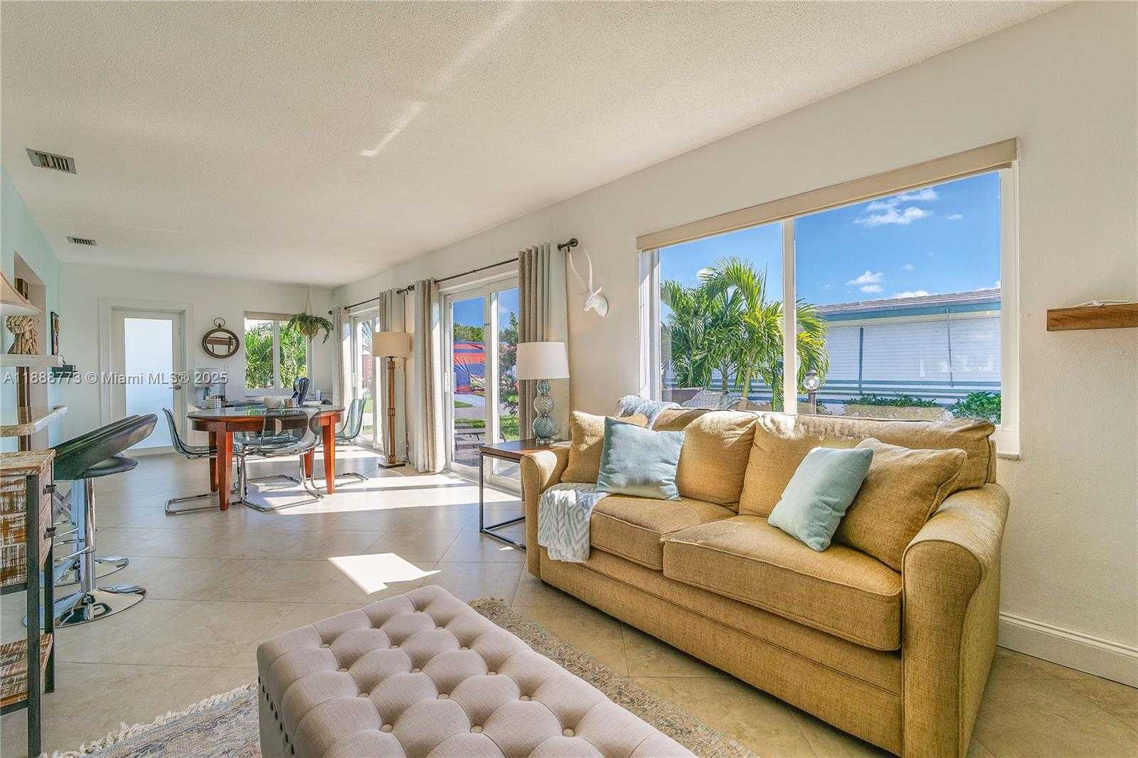 Small Image of 4908 NORTH WEST 43RD AVE, Tamarac Number 24