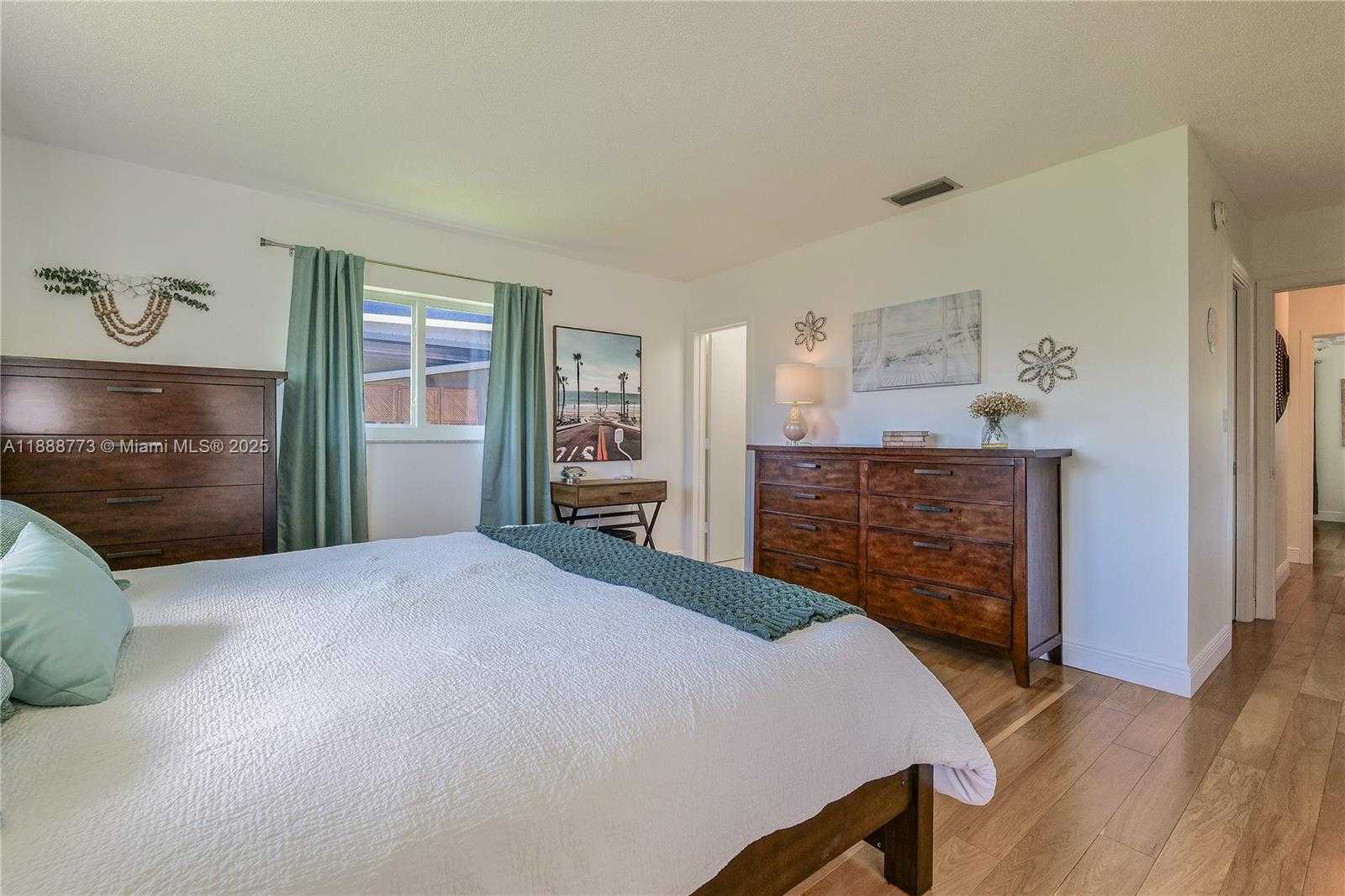 Small Image of 4908 NORTH WEST 43RD AVE, Tamarac Number 25