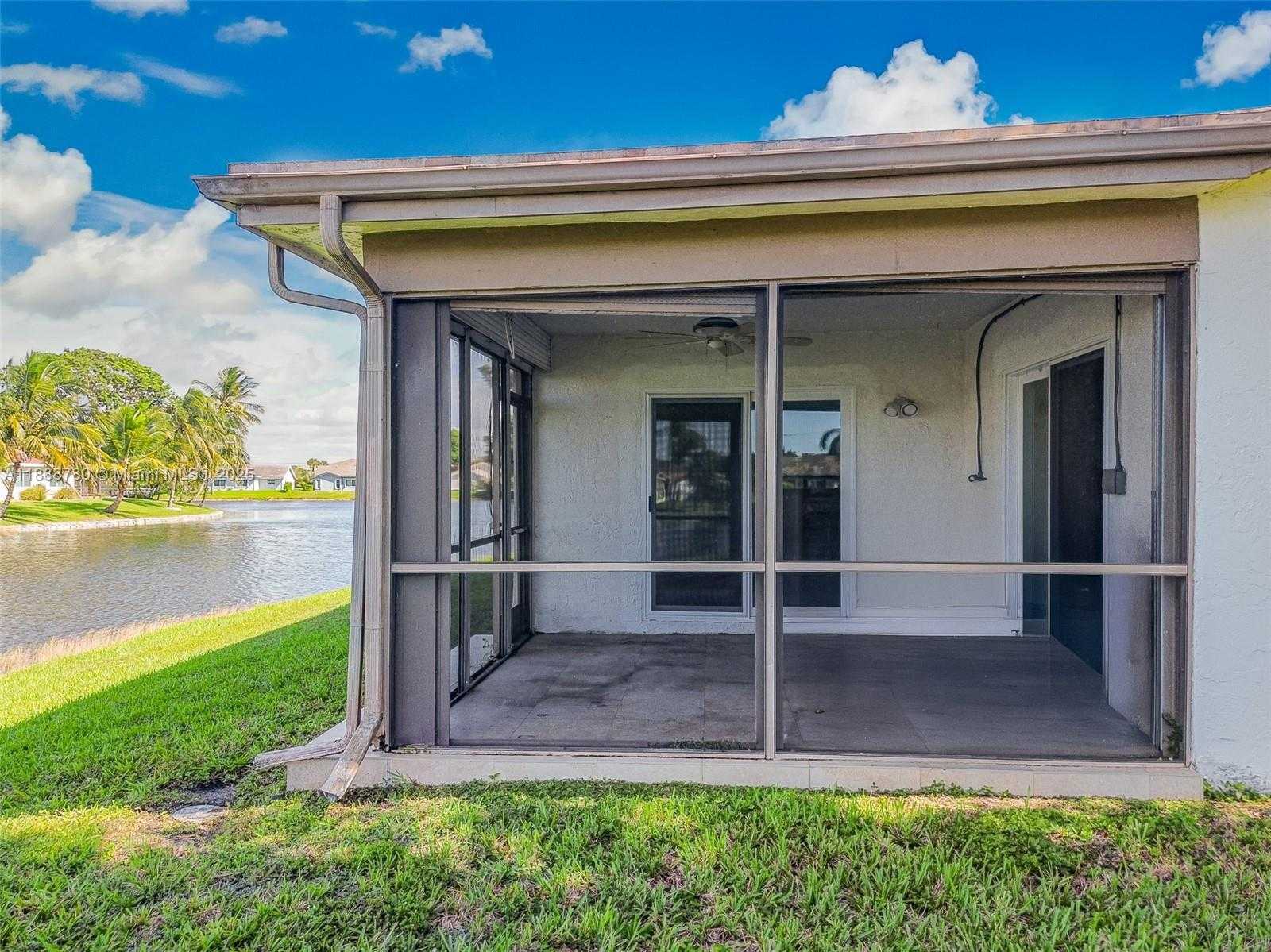 Small Image of 10431 NORTH WEST 70TH CT, Tamarac Number 12