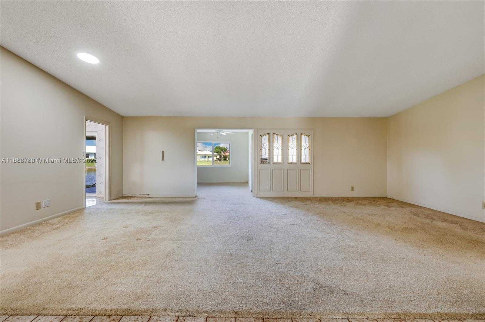 Small Image of 10431 NORTH WEST 70TH CT, Tamarac Number 18
