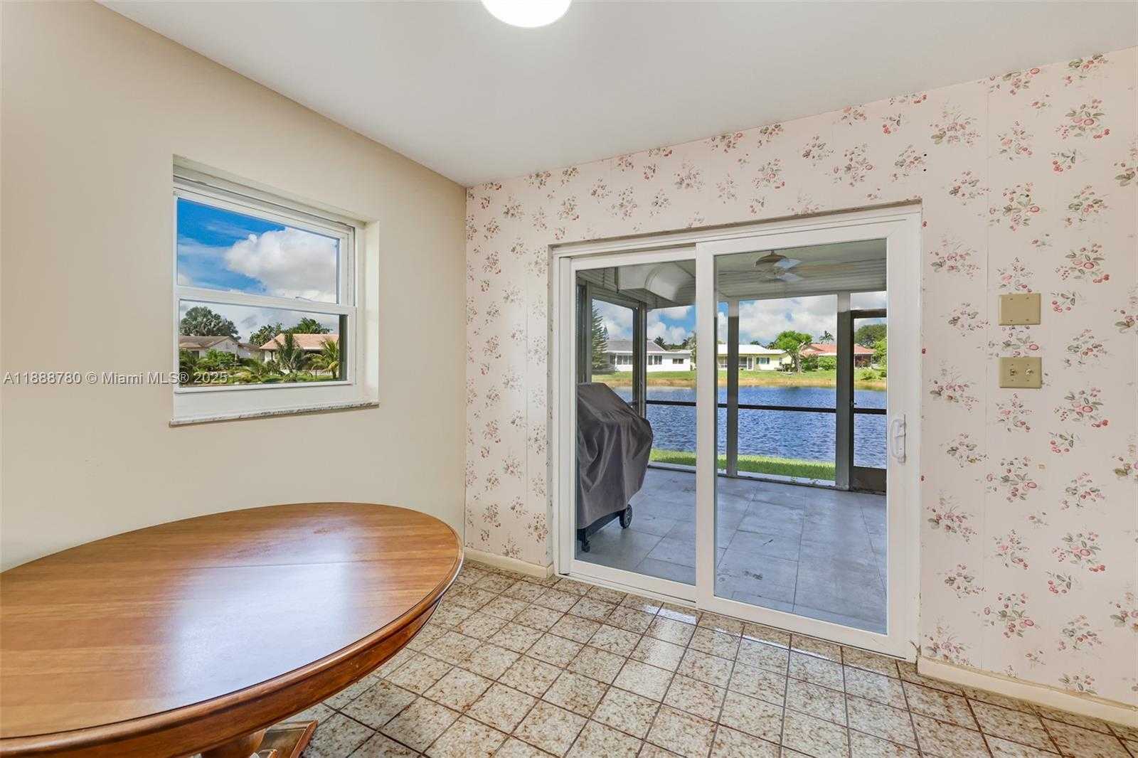 Small Image of 10431 NORTH WEST 70TH CT, Tamarac Number 27