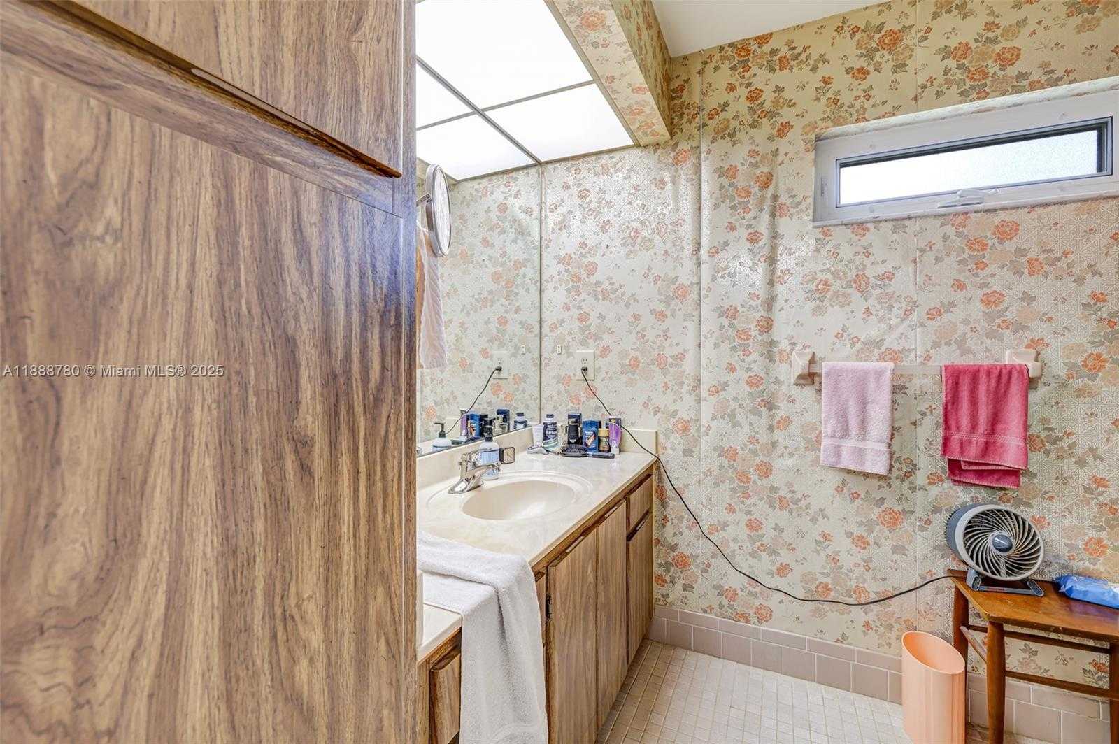 Small Image of 10431 NORTH WEST 70TH CT, Tamarac Number 46