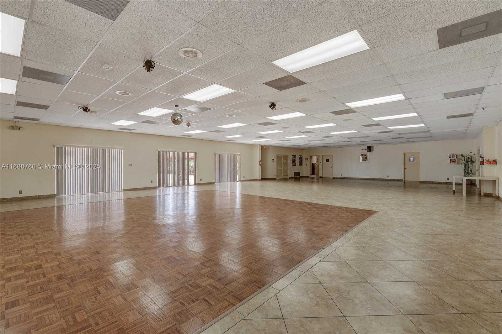 Small Image of 10431 NORTH WEST 70TH CT, Tamarac Number 50