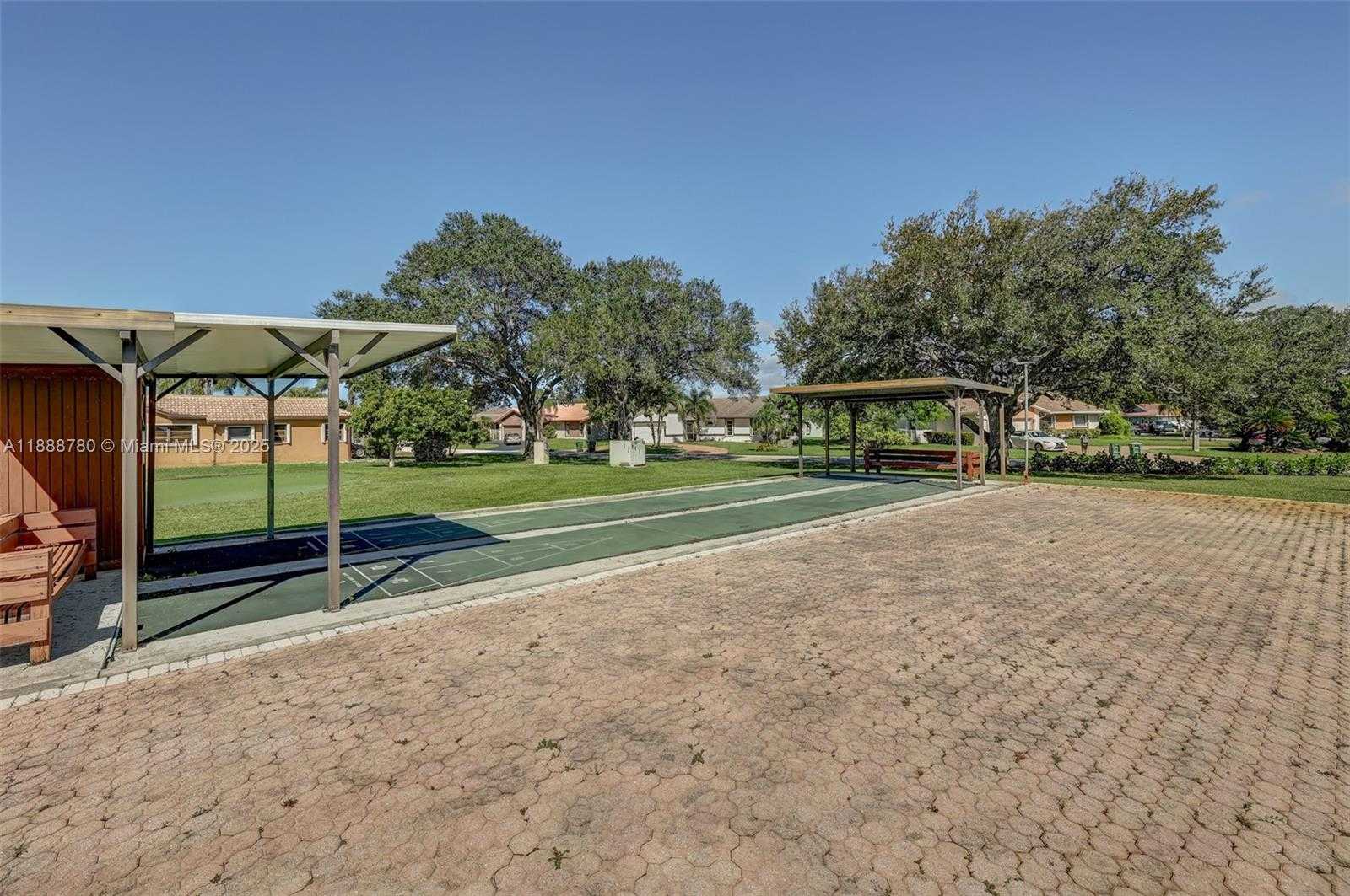 Small Image of 10431 NORTH WEST 70TH CT, Tamarac Number 55