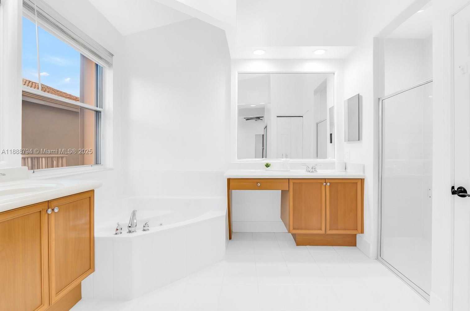 Small Image of 2791 SOUTH WEST 190TH AVE, Miramar Number 21