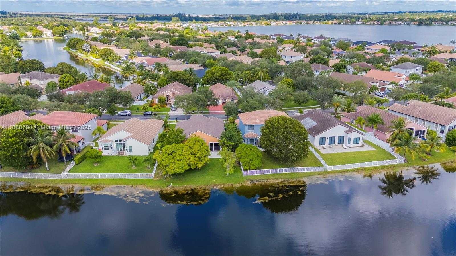 Small Image of 2791 SOUTH WEST 190TH AVE, Miramar Number 33
