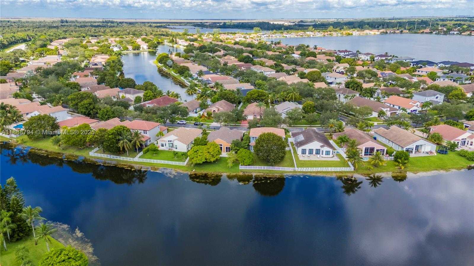 Small Image of 2791 SOUTH WEST 190TH AVE, Miramar Number 34