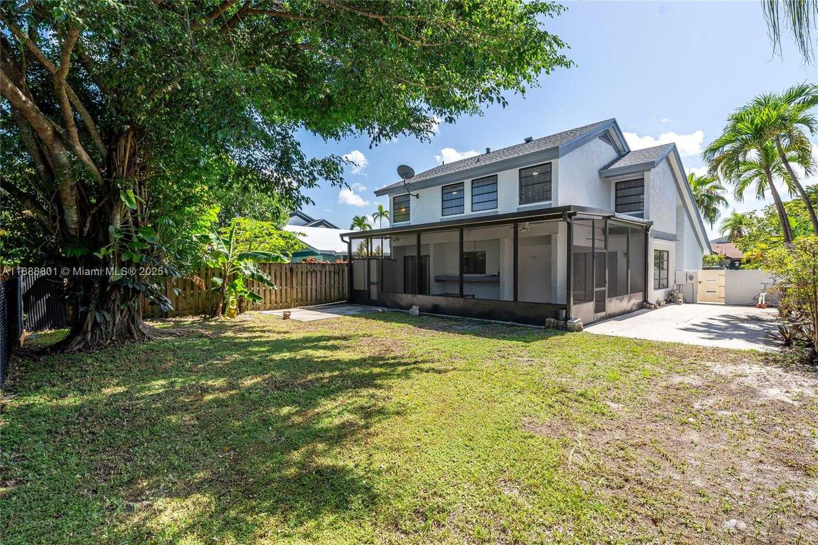 Small Image of 3930 SOUTH WEST 82ND TER, Davie Number 31