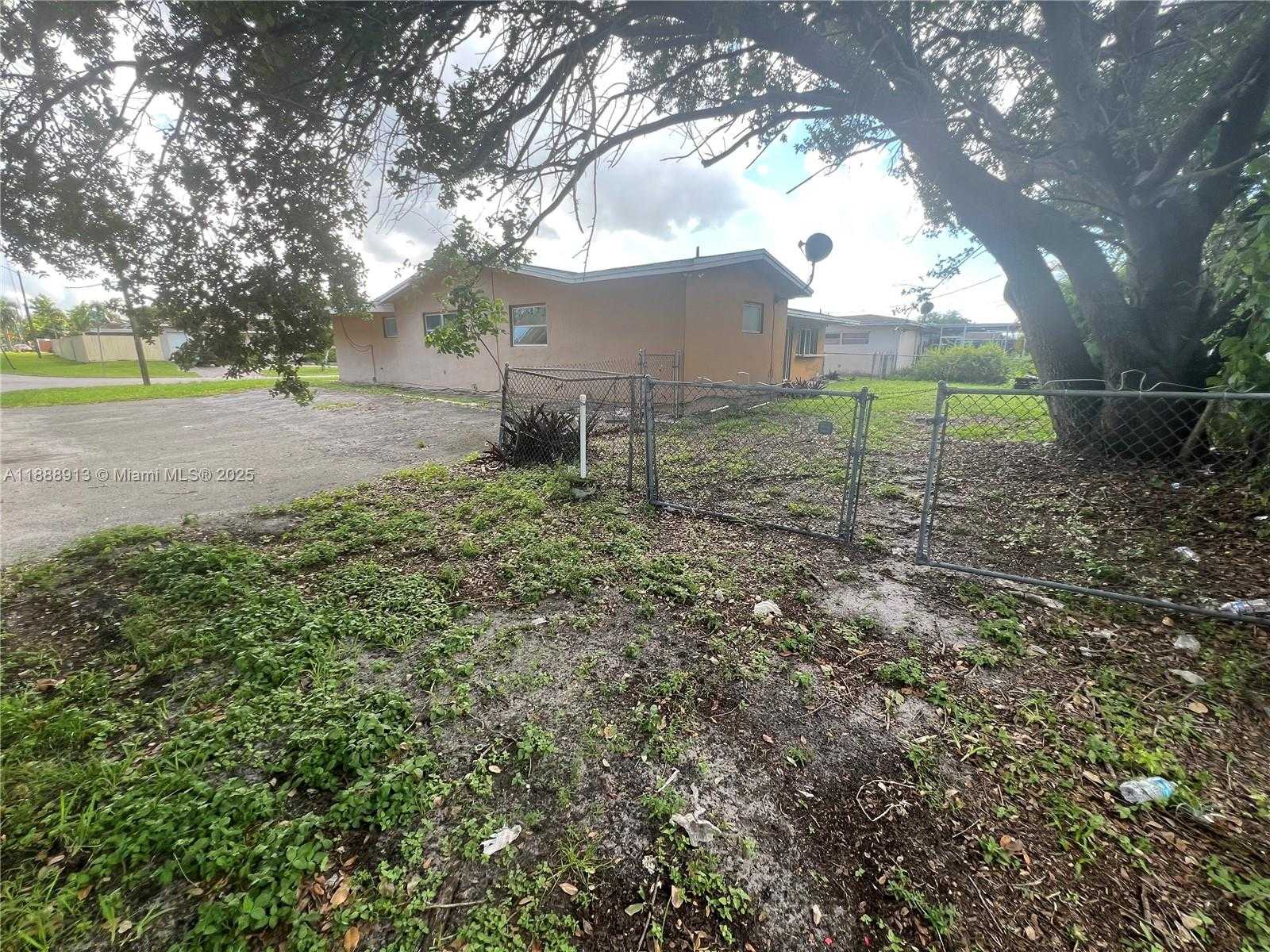 Small Image of 6301 SOUTH WEST 34TH ST, Miramar Number 10