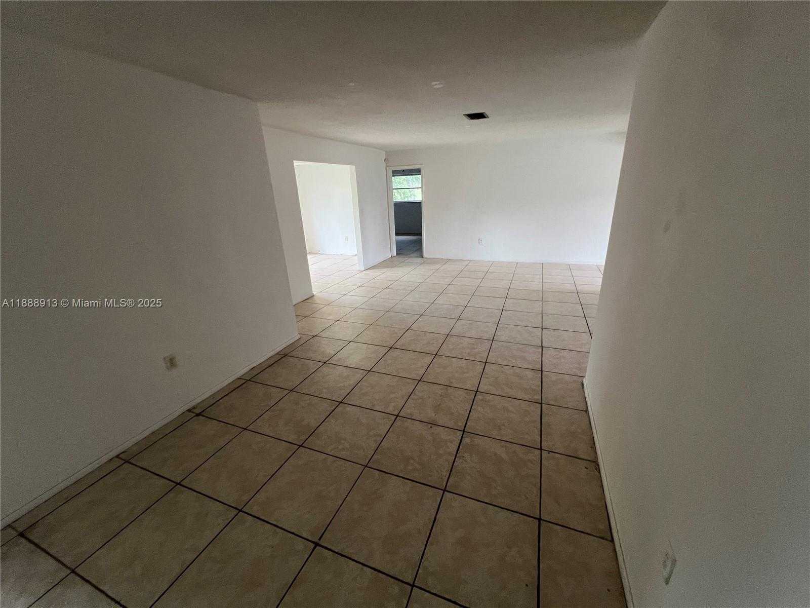Small Image of 6301 SOUTH WEST 34TH ST, Miramar Number 18