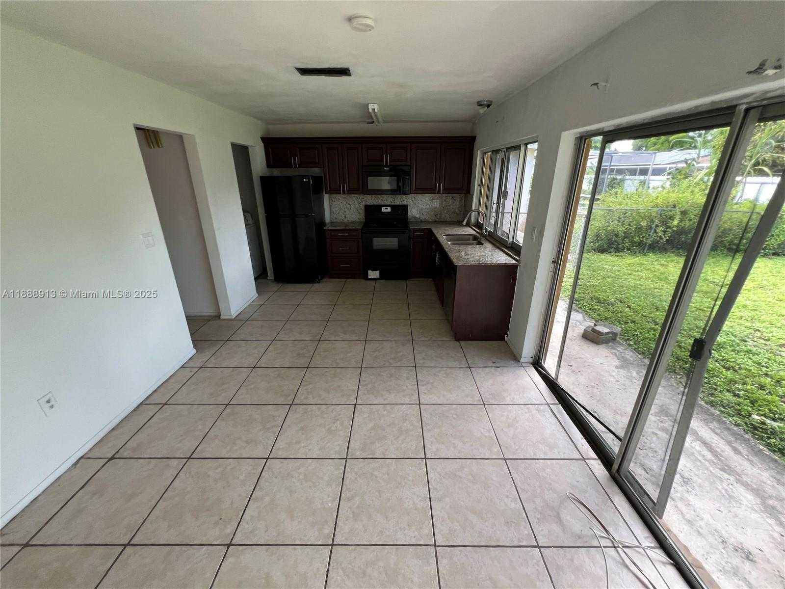 Small Image of 6301 SOUTH WEST 34TH ST, Miramar Number 22