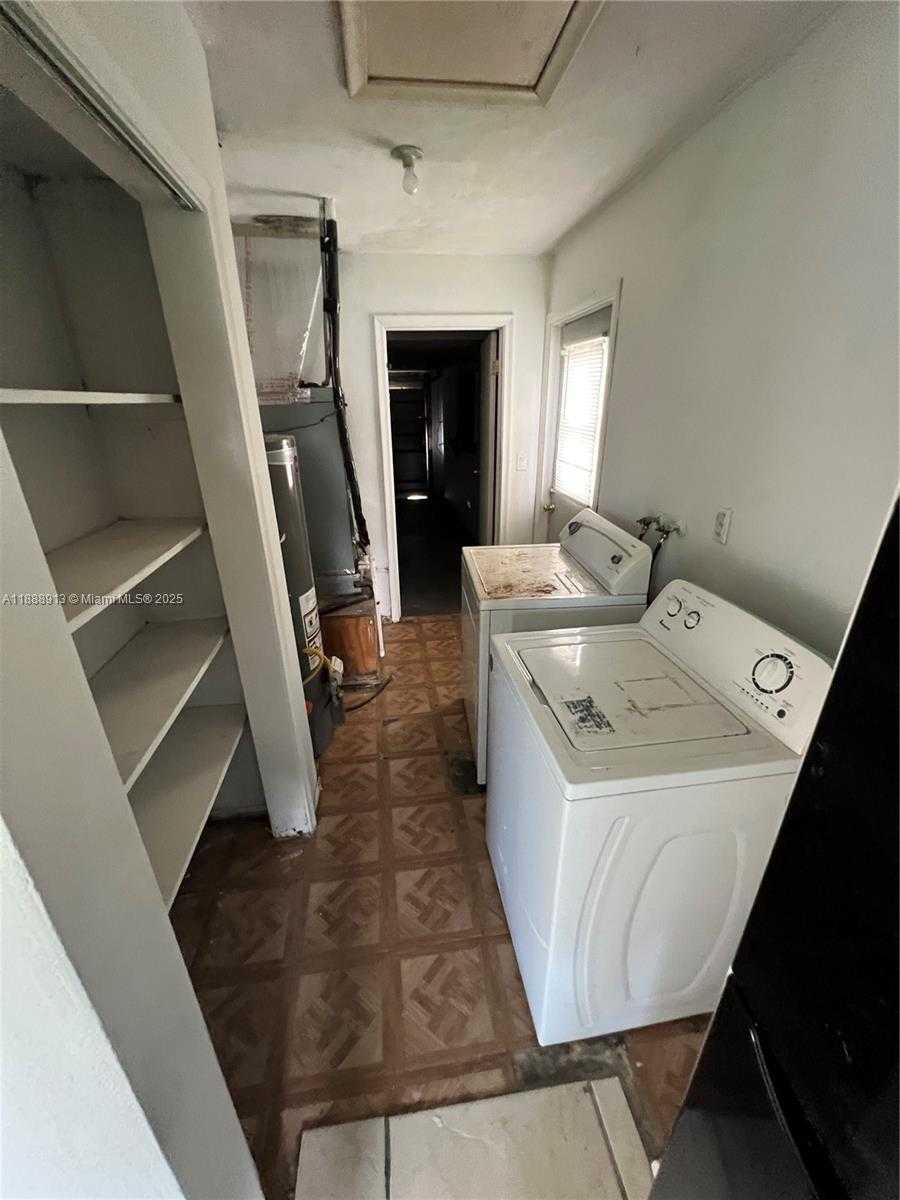 Small Image of 6301 SOUTH WEST 34TH ST, Miramar Number 25