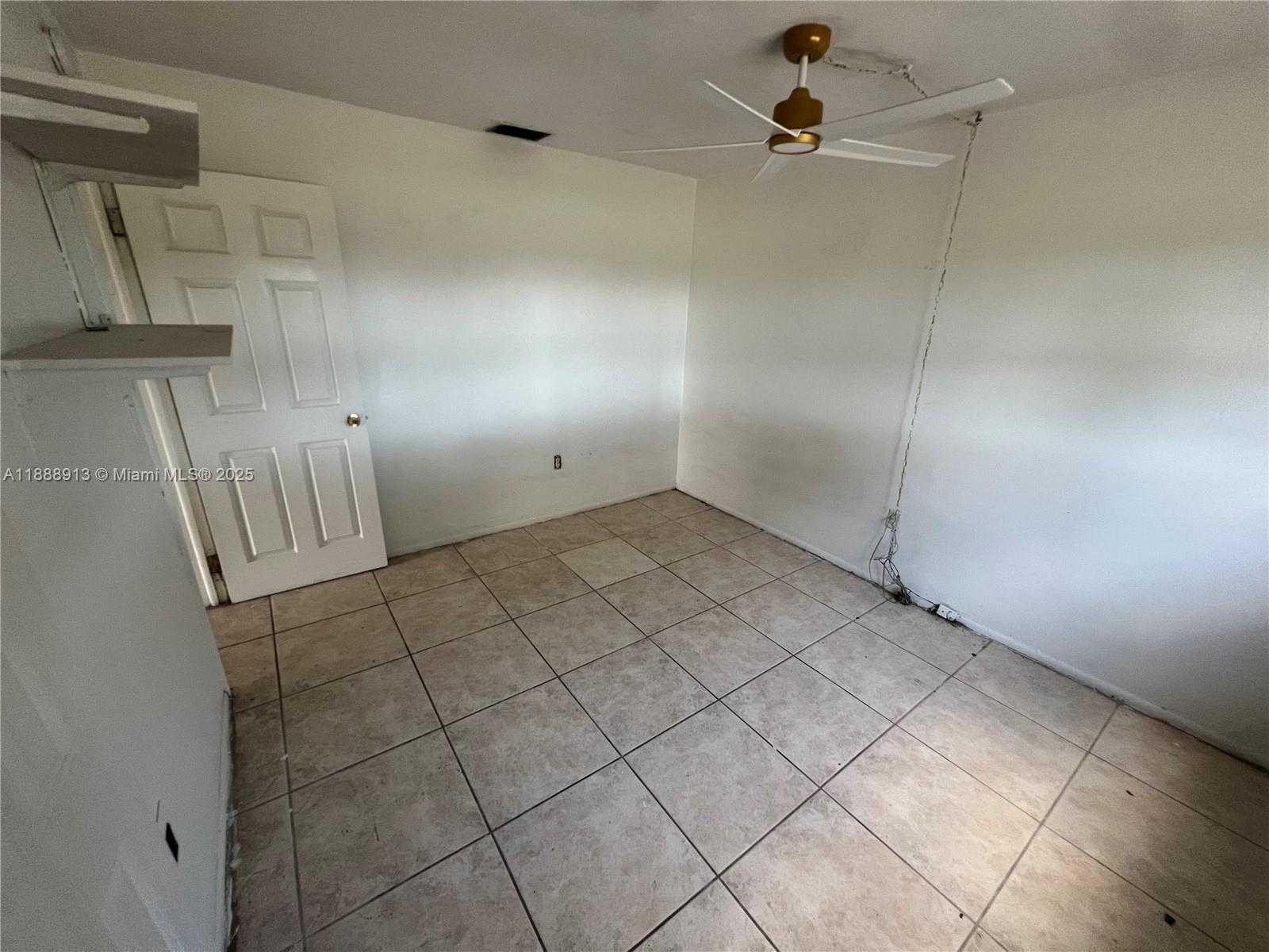 Small Image of 6301 SOUTH WEST 34TH ST, Miramar Number 41