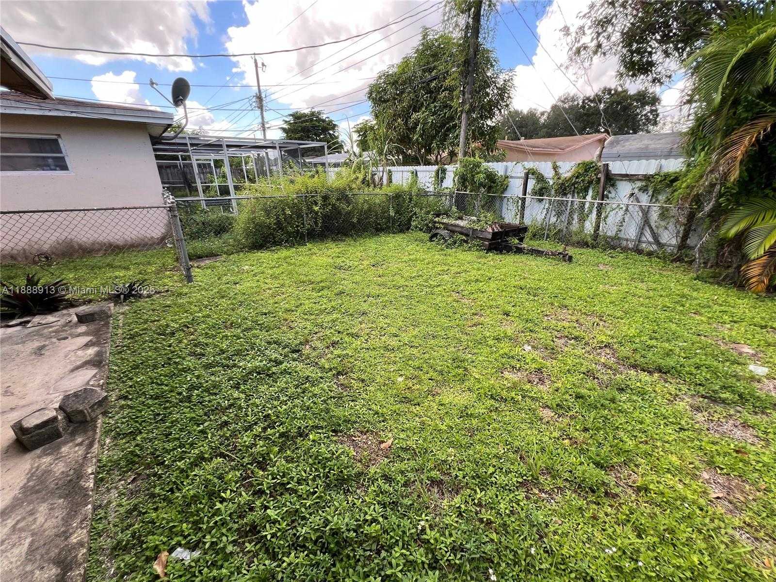 Small Image of 6301 SOUTH WEST 34TH ST, Miramar Number 46