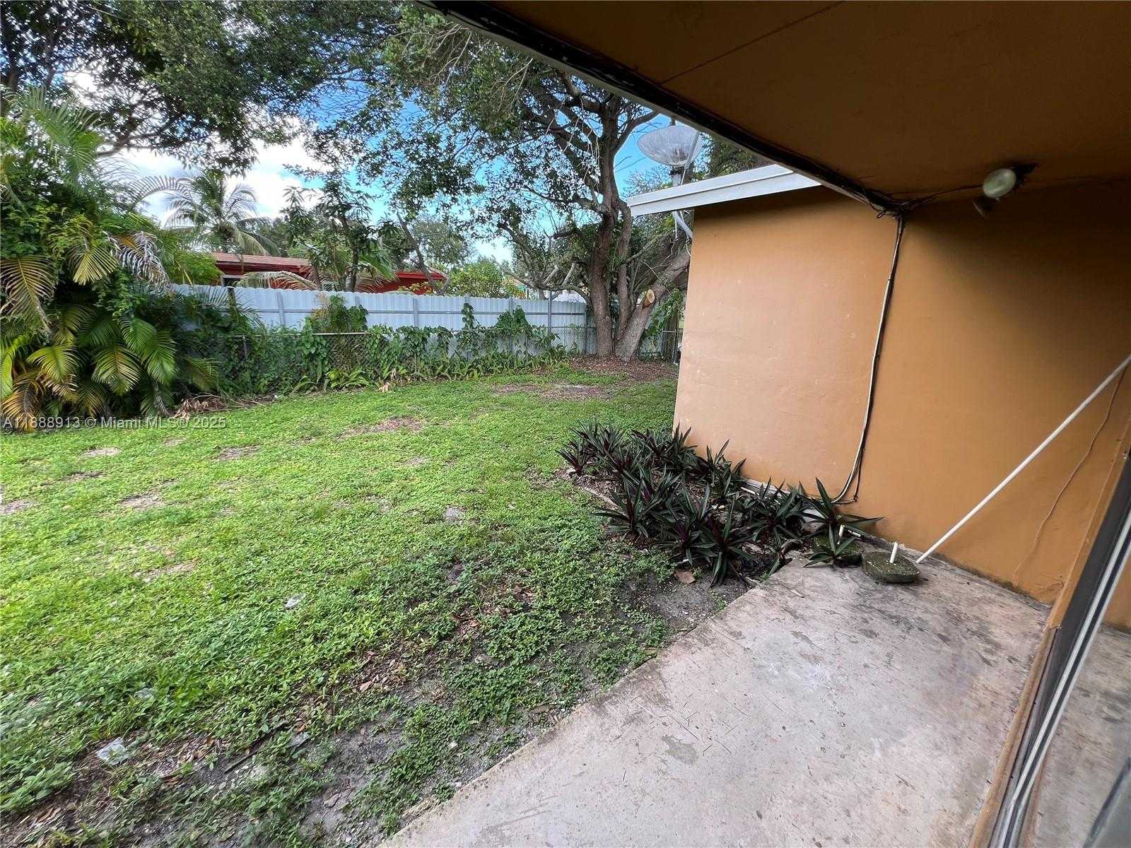Small Image of 6301 SOUTH WEST 34TH ST, Miramar Number 47