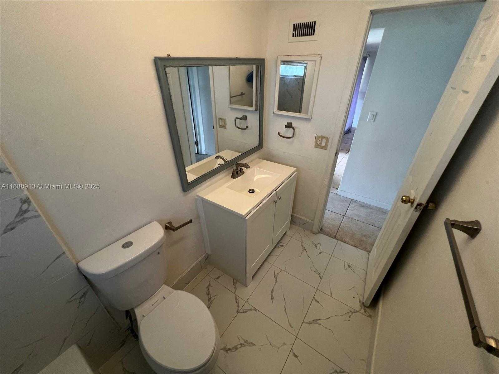 Small Image of 6301 SOUTH WEST 34TH ST, Miramar Number 50