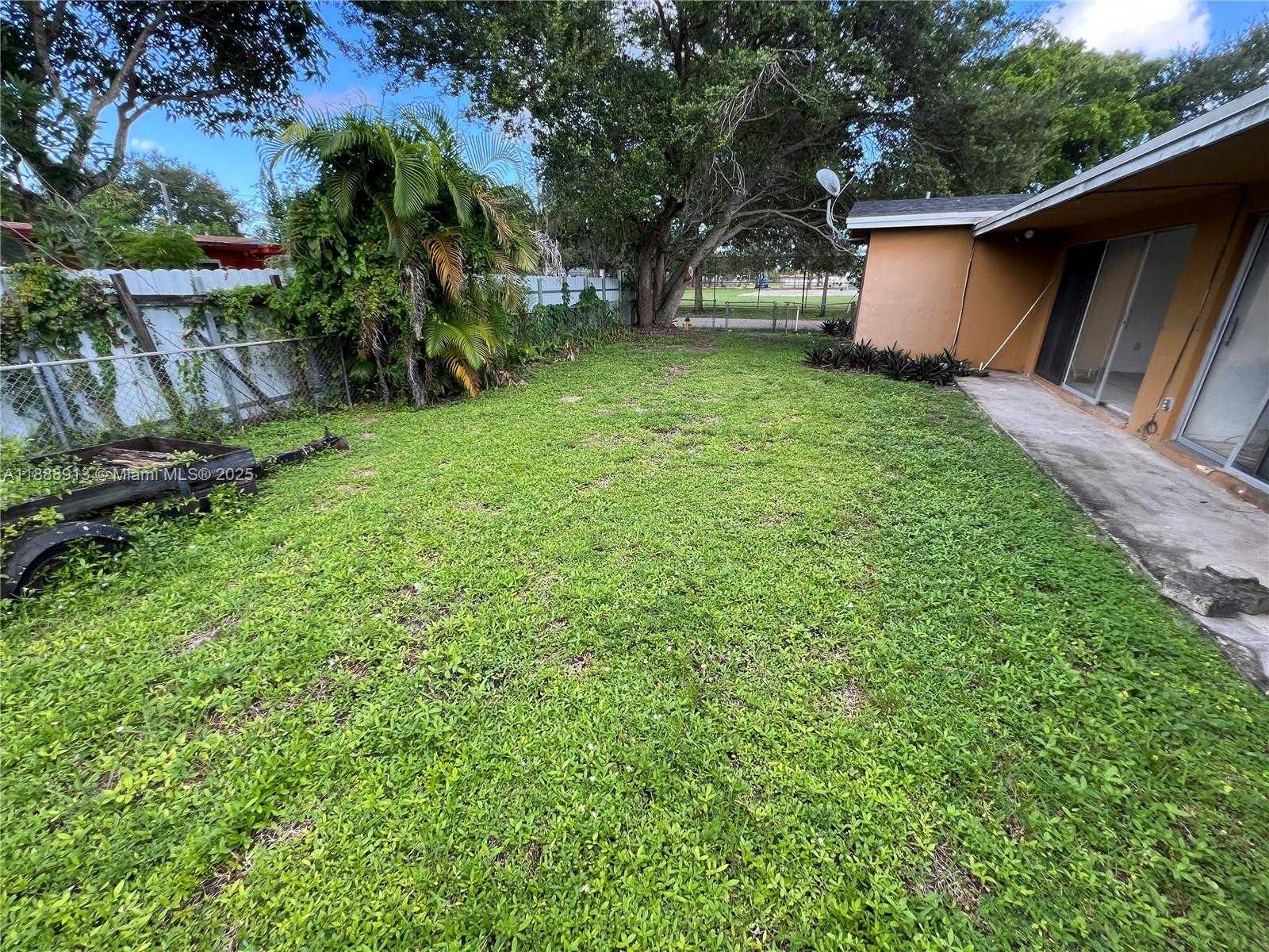 Small Image of 6301 SOUTH WEST 34TH ST, Miramar Number 54