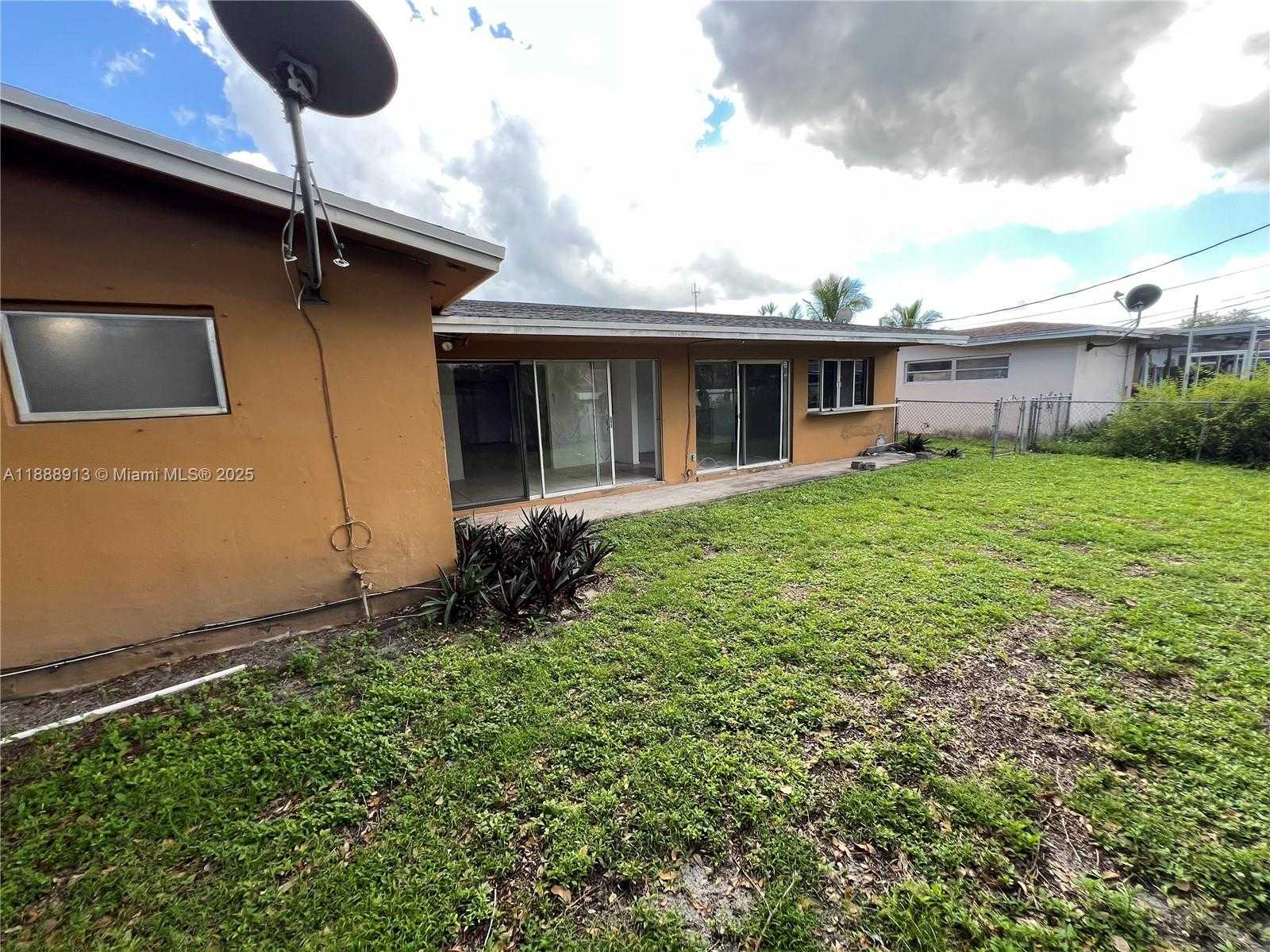 Small Image of 6301 SOUTH WEST 34TH ST, Miramar Number 58