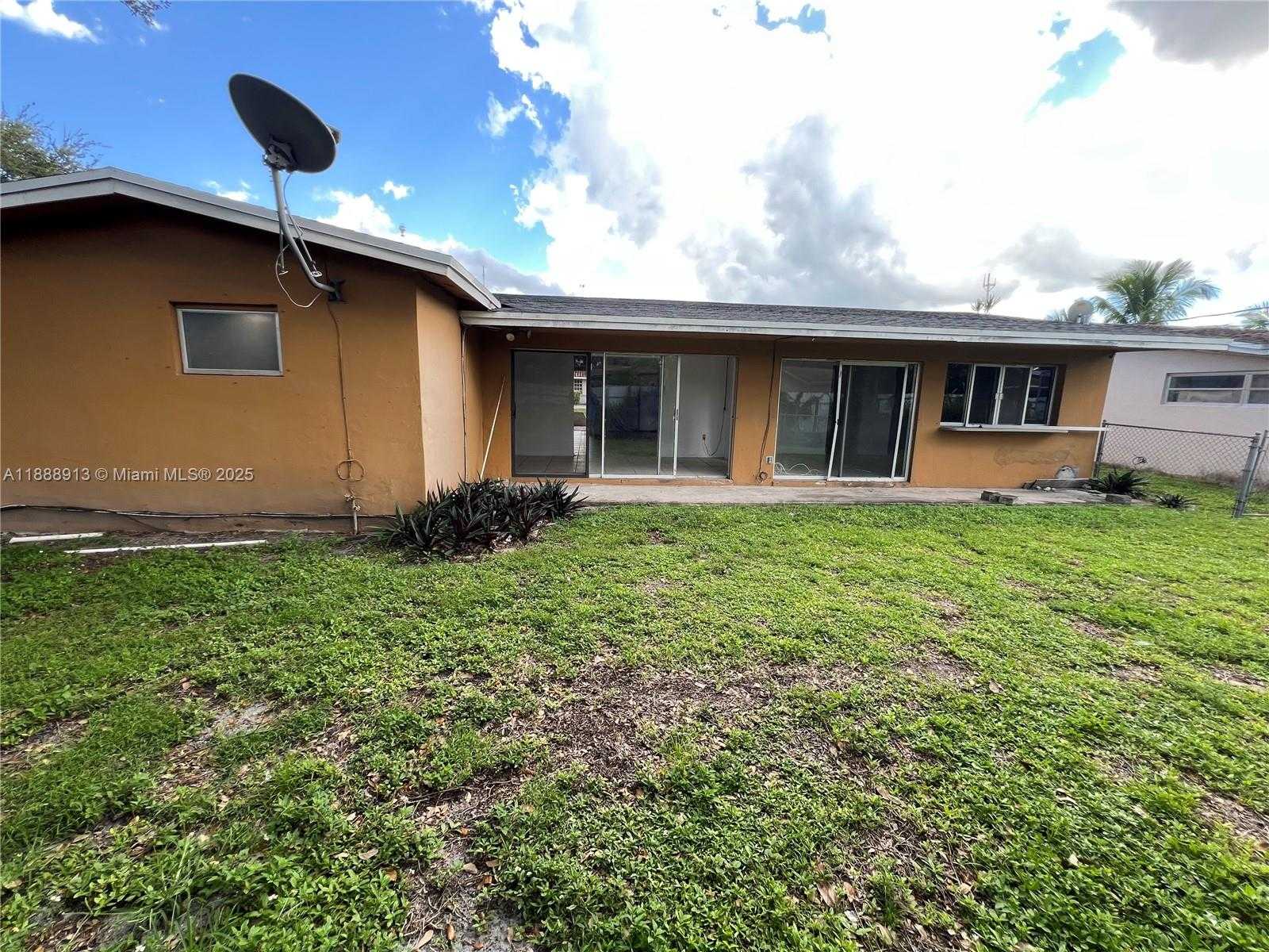 Small Image of 6301 SOUTH WEST 34TH ST, Miramar Number 62