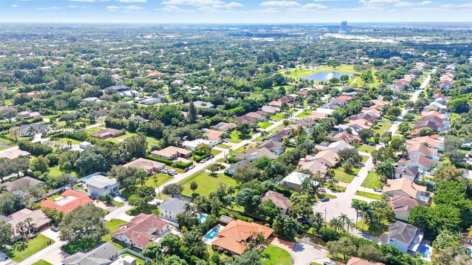 Small Image of 11521 NORTH WEST 23RD ST, Plantation Number 33