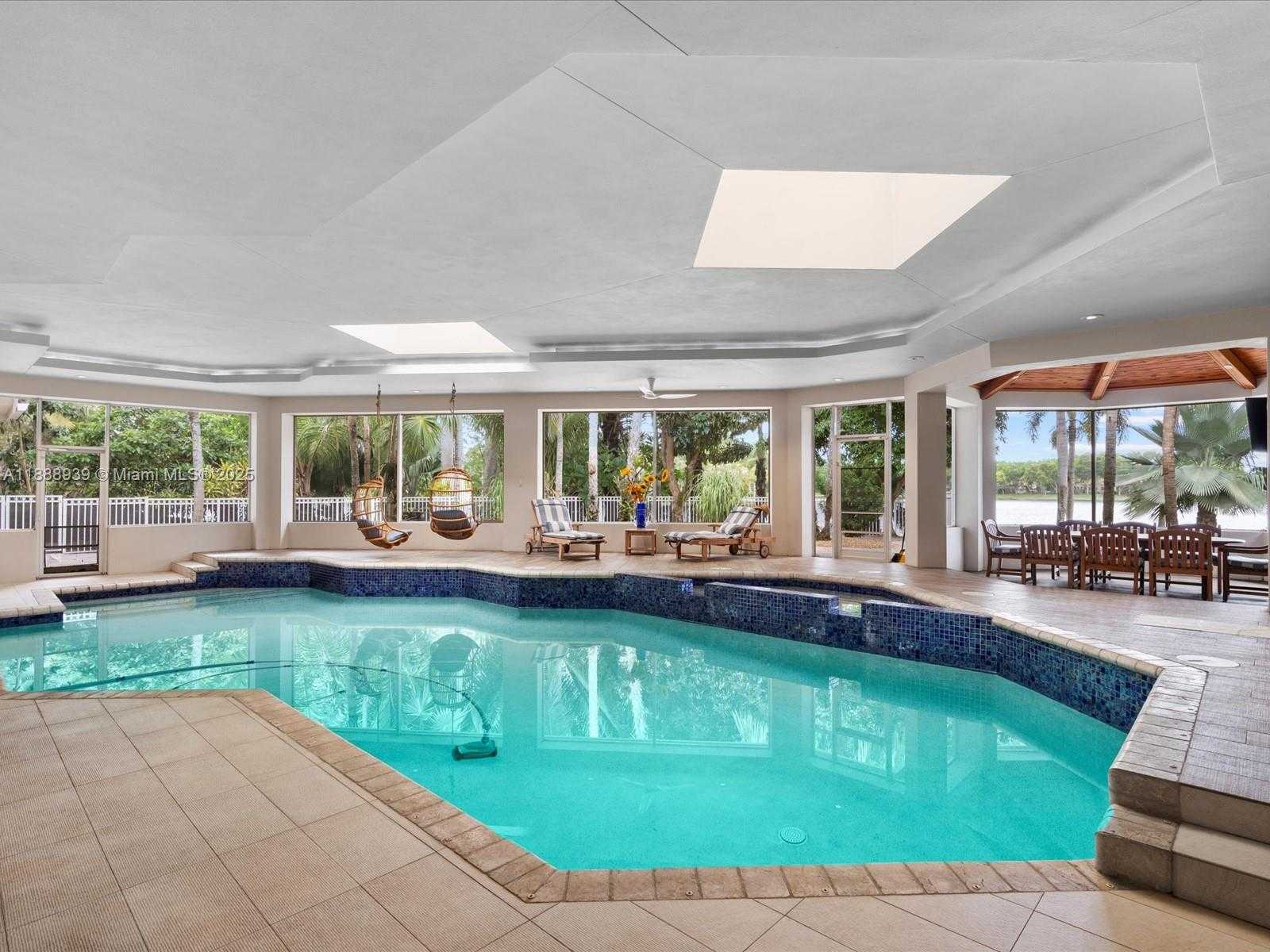 Small Image of 2941 PADDOCK LN, Weston Number 30