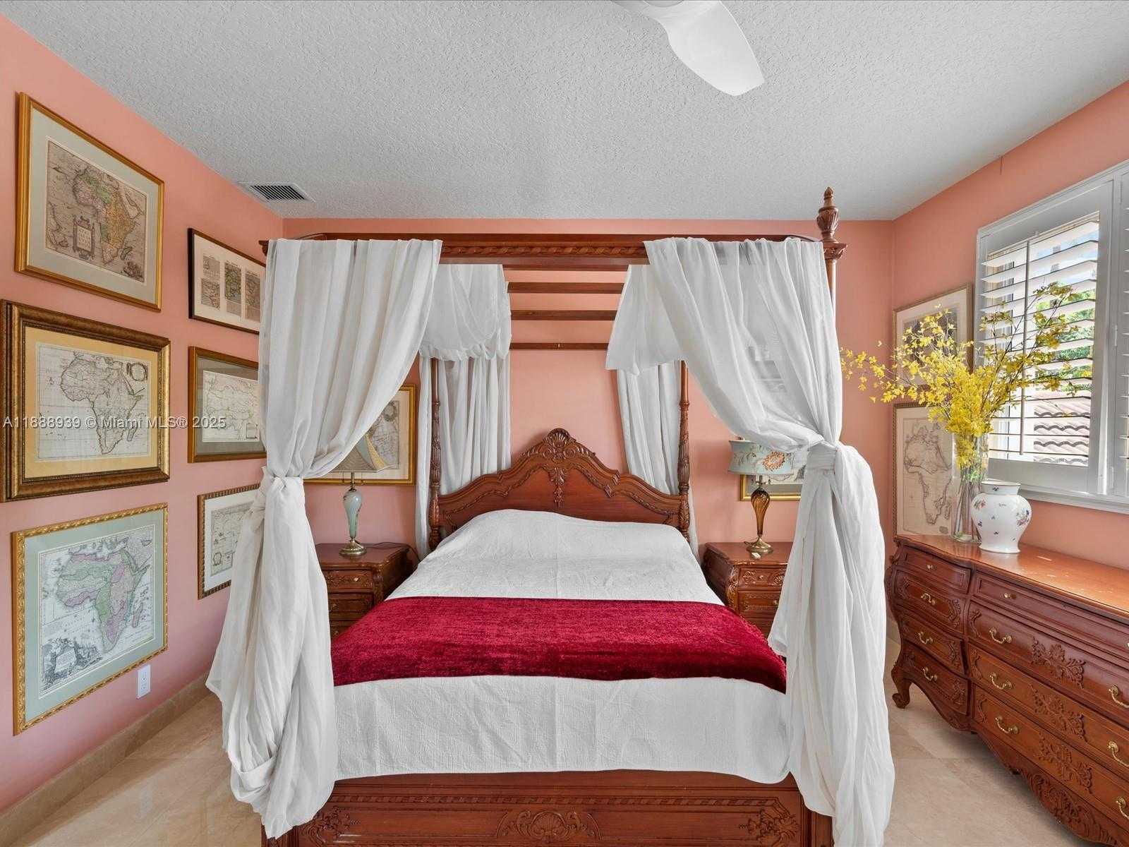 Small Image of 2941 PADDOCK LN, Weston Number 61