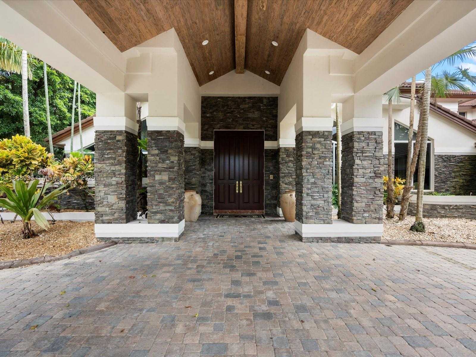Small Image of 2941 PADDOCK LN, Weston Number 8
