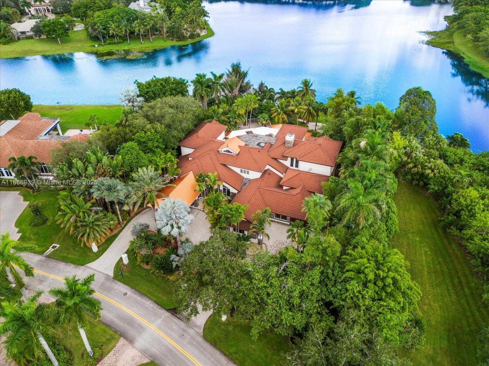Small Image of 2941 PADDOCK LN, Weston Number 90
